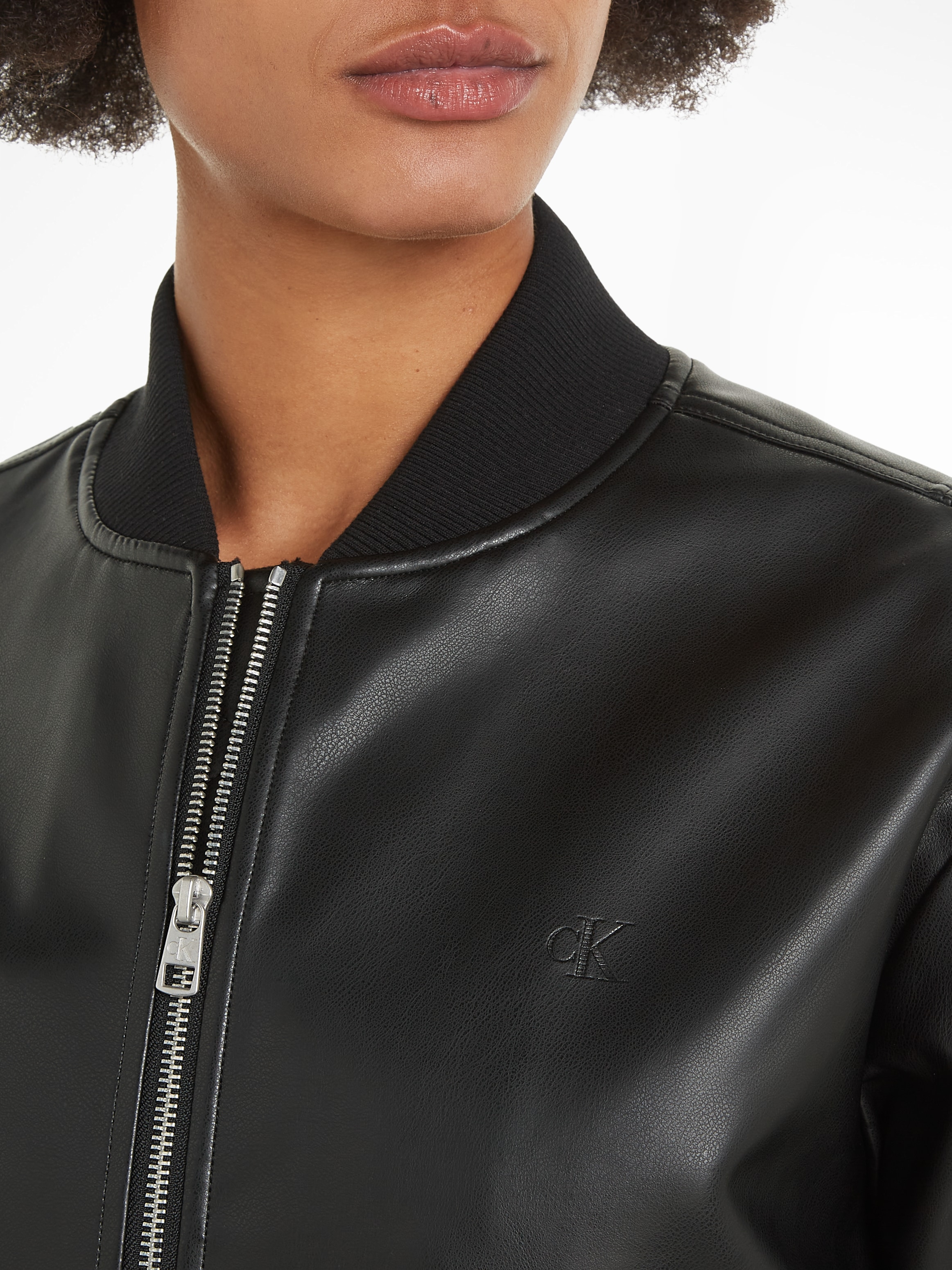 Calvin Klein Jeans Collegejacke »FAUX LEATHER BOMBER JACKET«, mit Logoprägung