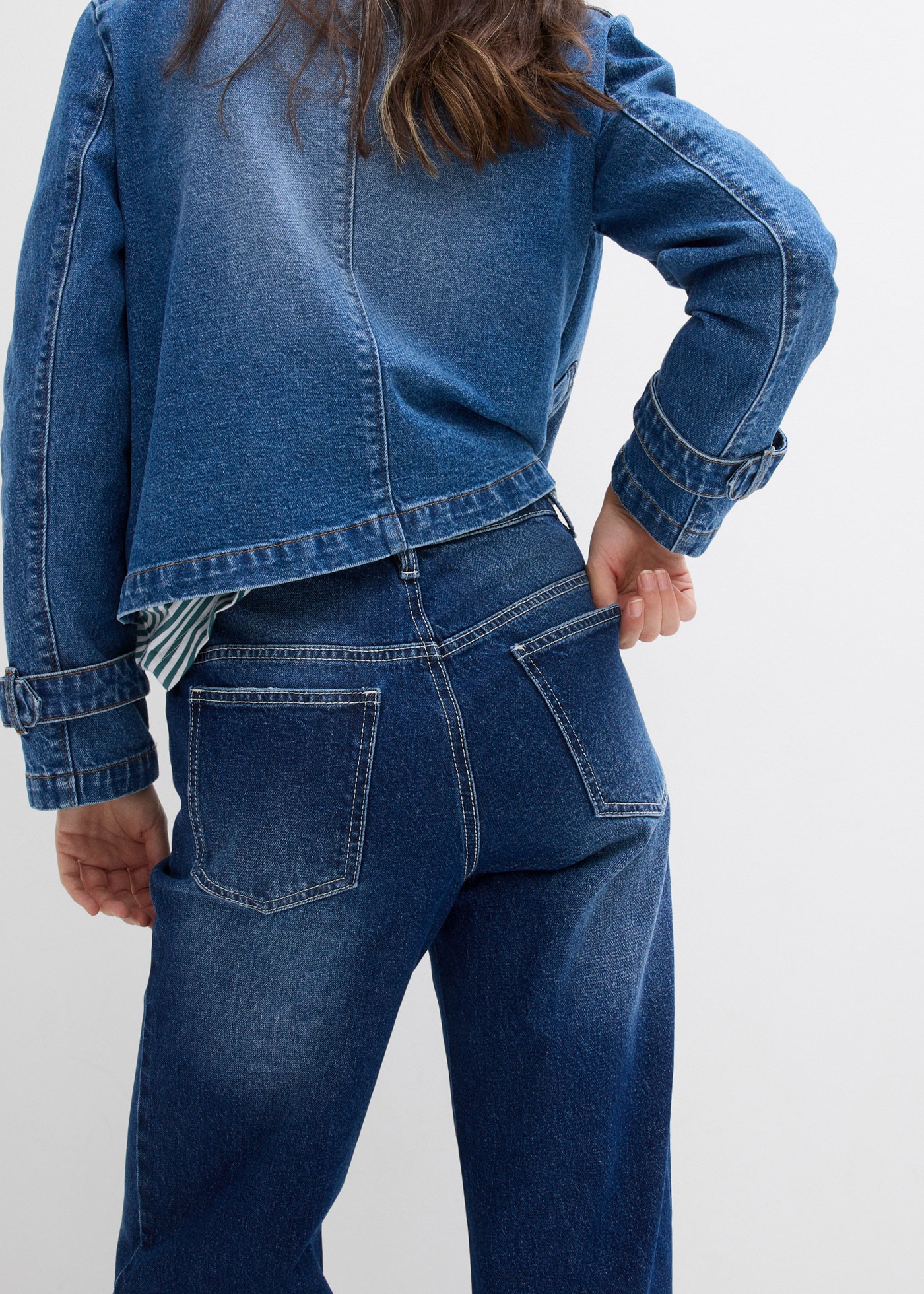 bonprix Weite Jeans loose fit Passform, hoher Bund, aus überwiegend Baumwolle