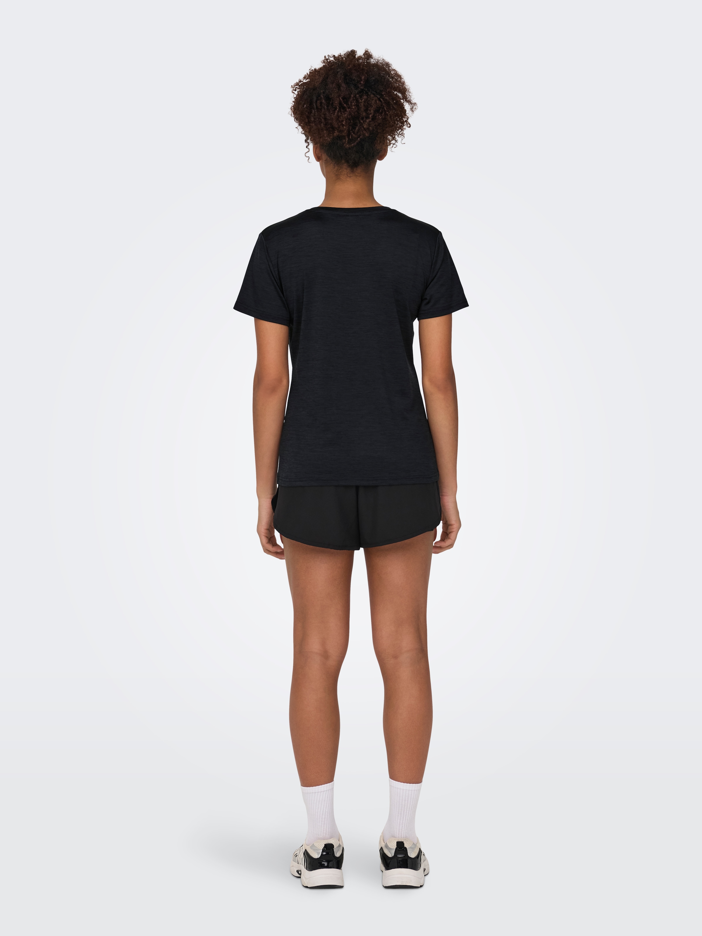 ONLY Play Trainingsshirt »ONPCORE LIFE VN SS REG TEE NOOS«, mit reflektierenden Details