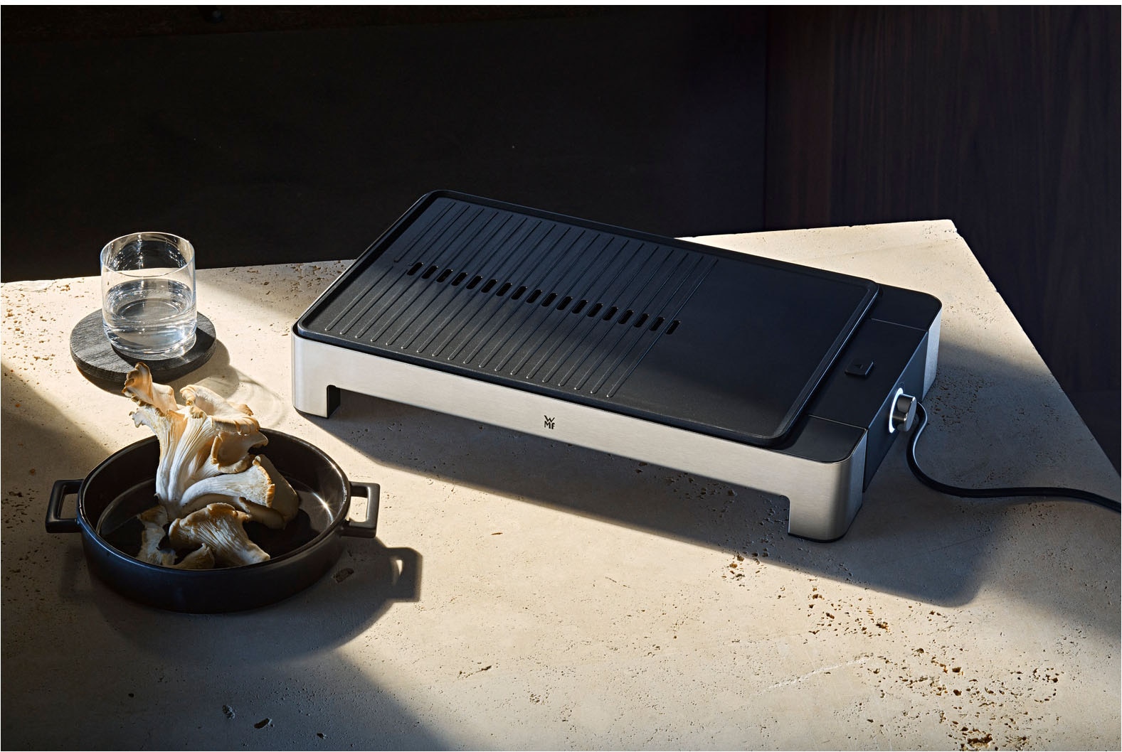 WMF Tischgrill »LONO flach & gerippt«, 2300 W, stufenlose Temperatureinstellung, antihaftbeschichtete Grillplatte