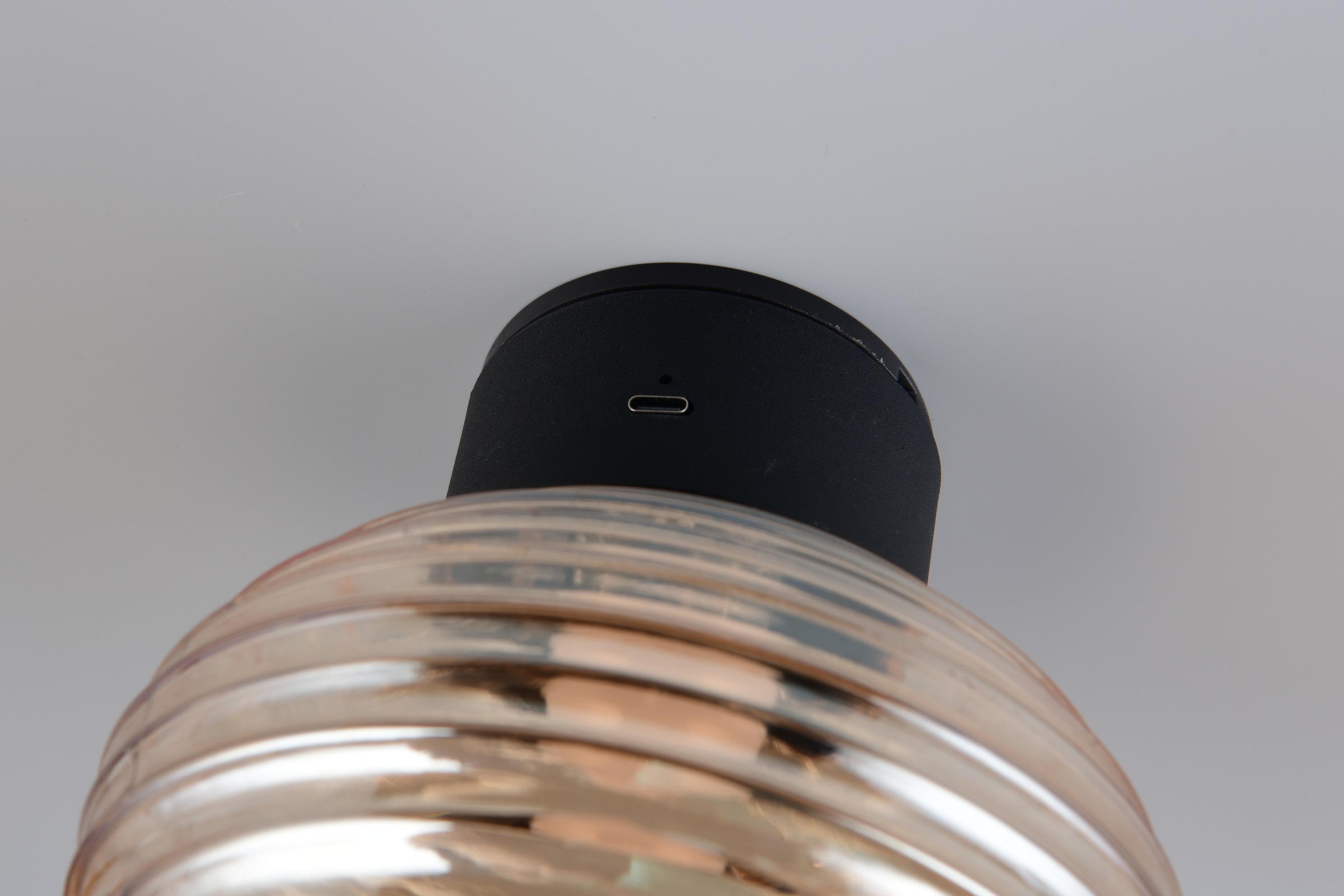 REALITY Leuchten LED Wandleuchte »EARL, runde Akku Wandlampe mit Touchdimmer, USB-Anschluss Ø 15,5cm« LED-Board 1 Stk. Warmweiß Akku Wandlampe Glasschirm, einfache Wandbefestigung, Tiefe 15 cm