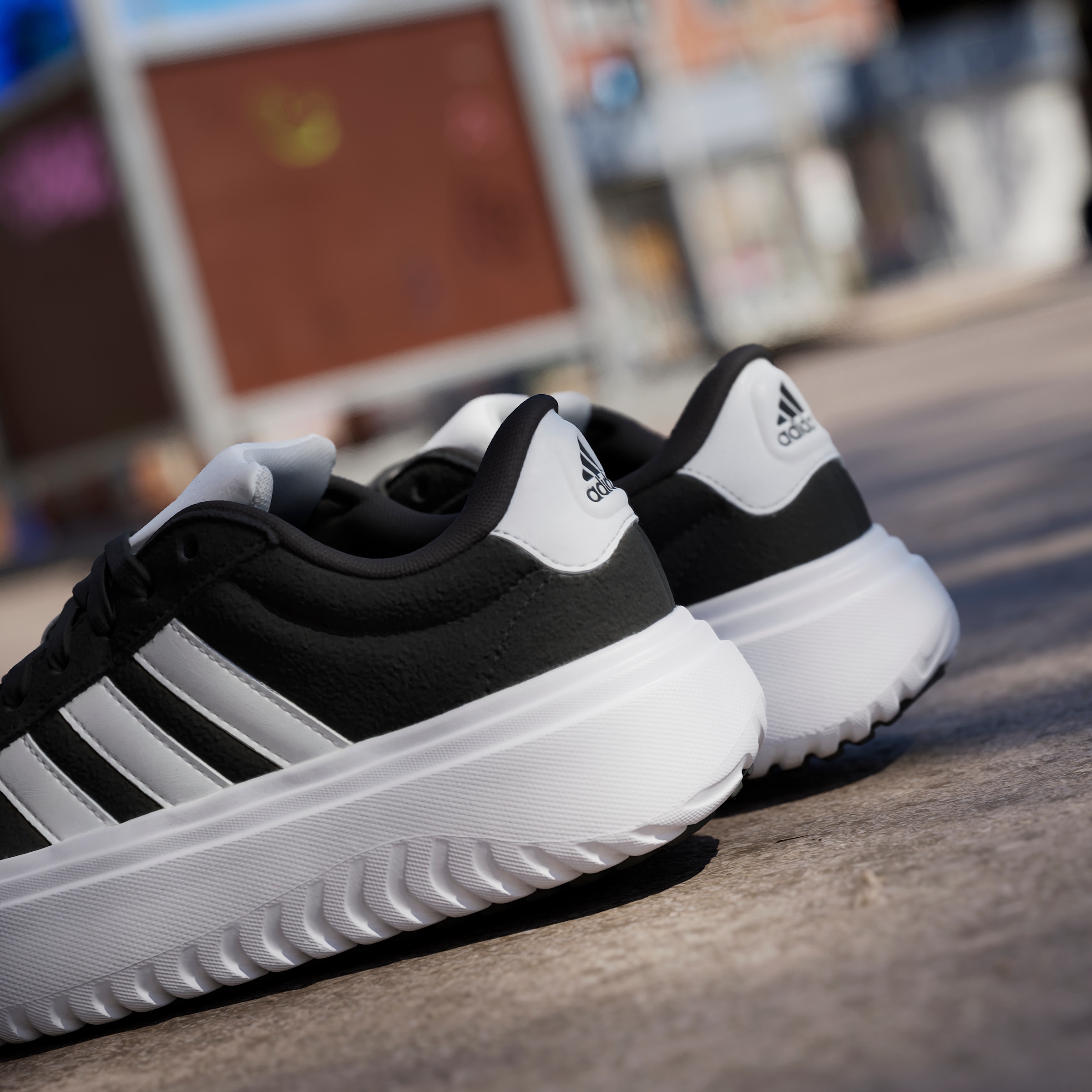 adidas Sportswear Sneaker »GRAND COURT PLATFORM«, Design auf den Spuren des adidas Superstar