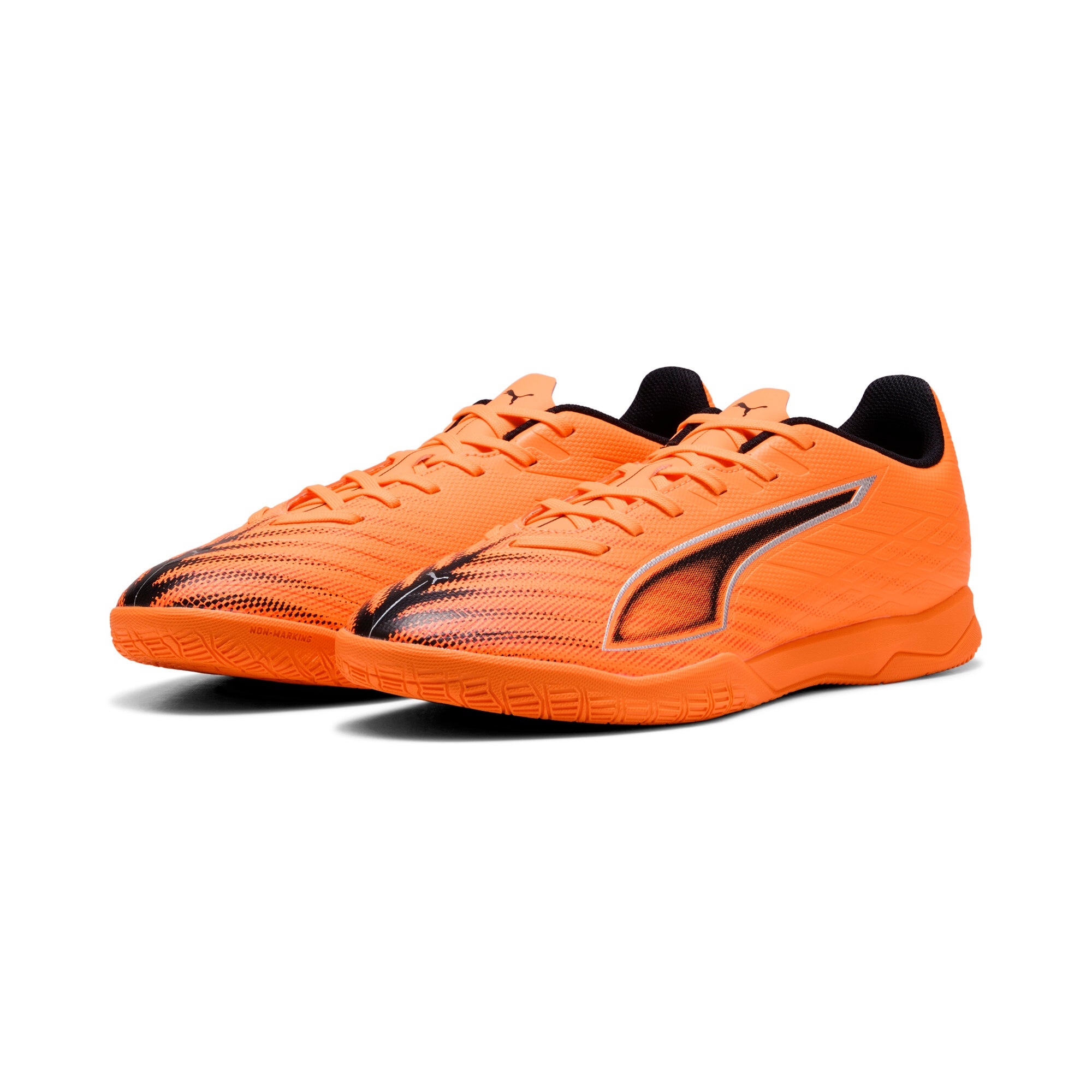 PUMA Fußballschuh »ULTRA 6 PLAY IT«  für Halle und Straße, mit leichter Gummilaufsohle, Schnürverschluss