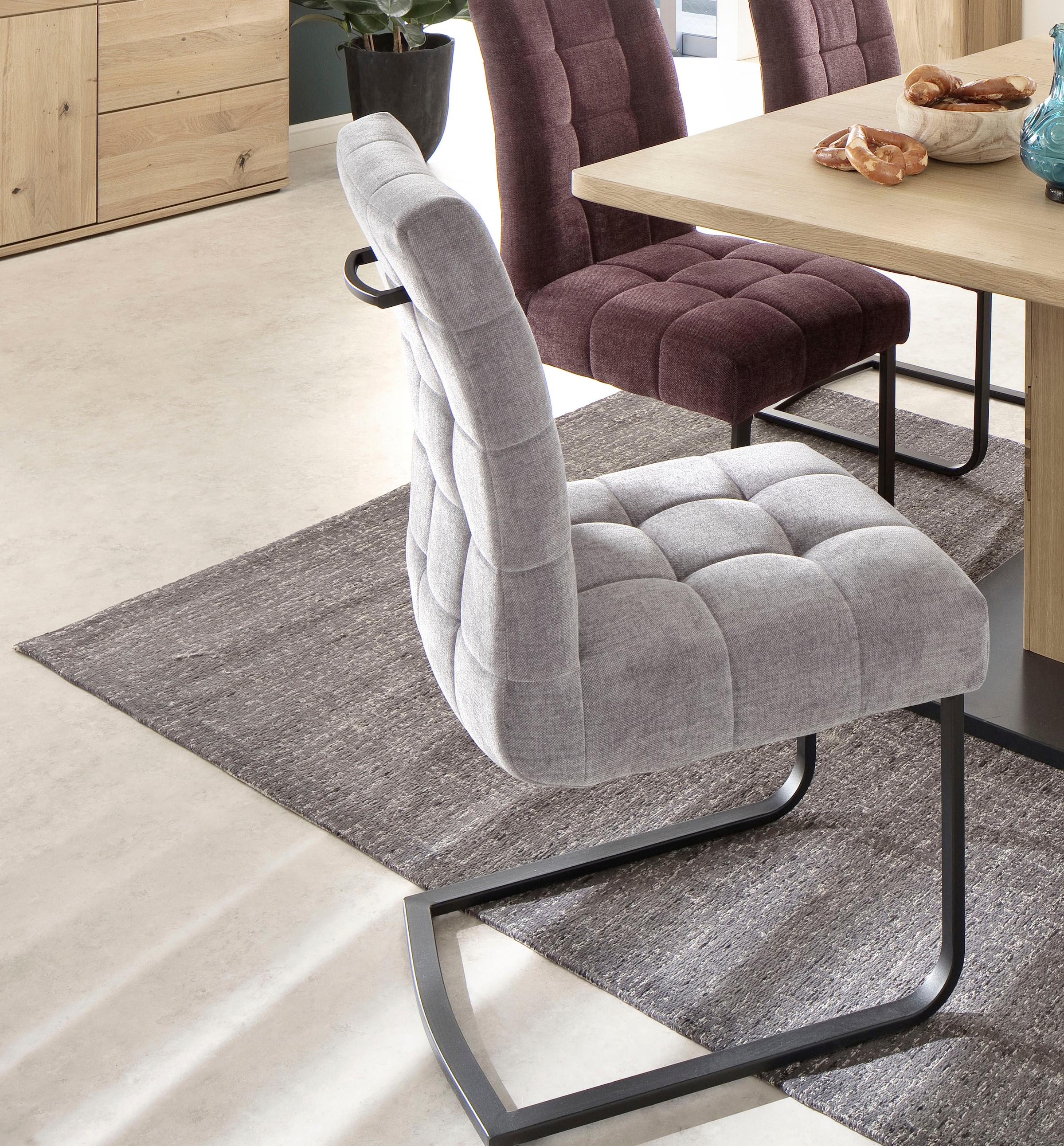 MCA furniture Freischwinger »Salta« (Set) 2 Stk.(2er-Set), Gestell-Flachrohr, schwarz matt lackiert, Aqua Clean Bezug