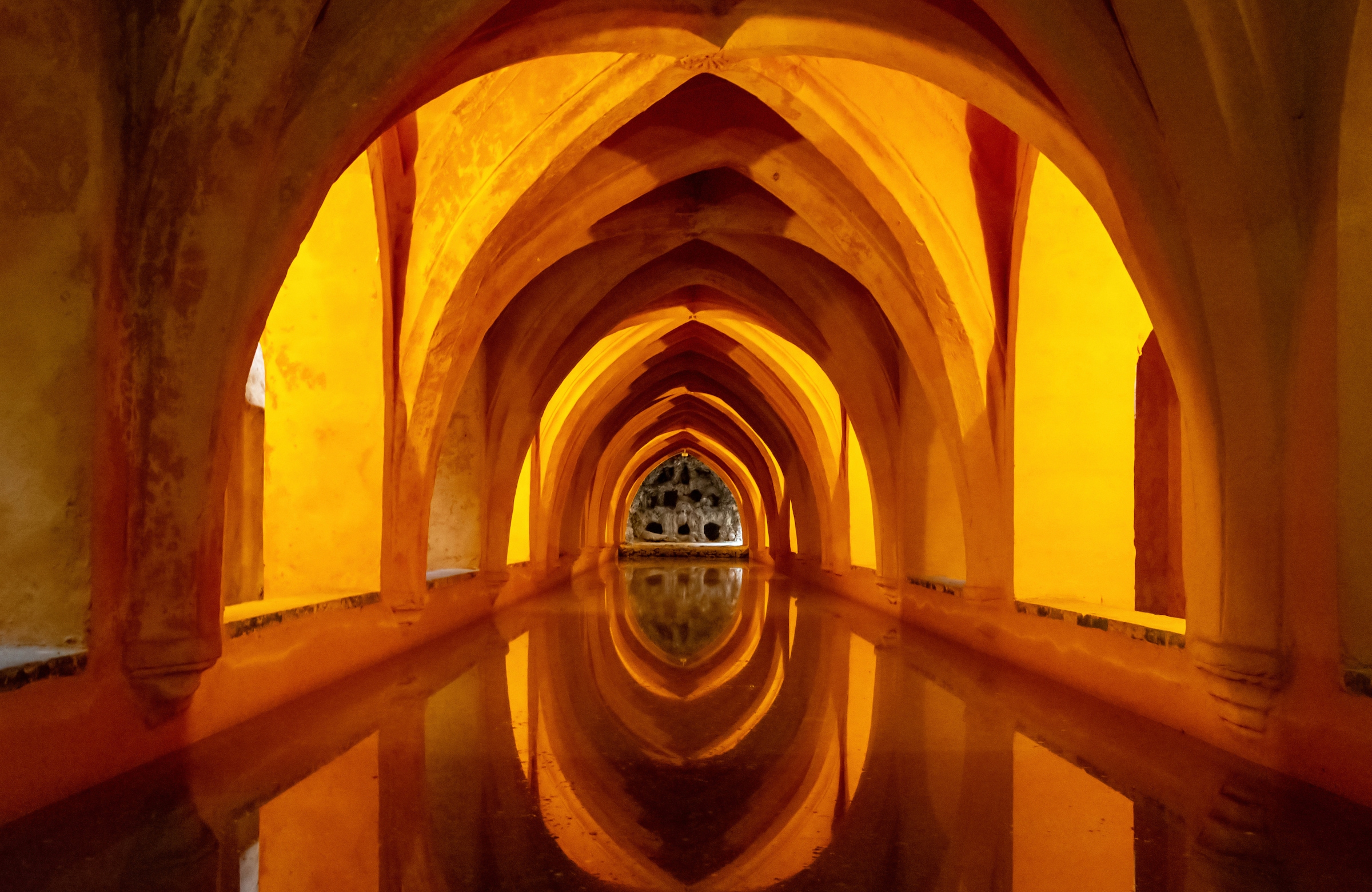 Papermoon, Fototapete »PALAST-SCHLOSS TEMPEL KATHEDRALE GROTTE ABSTRAKT DESIGN«, bunt, Vlies, B/L: 5 m m x 2,8 m m - Bahnen: 10 Stk. St., bunt