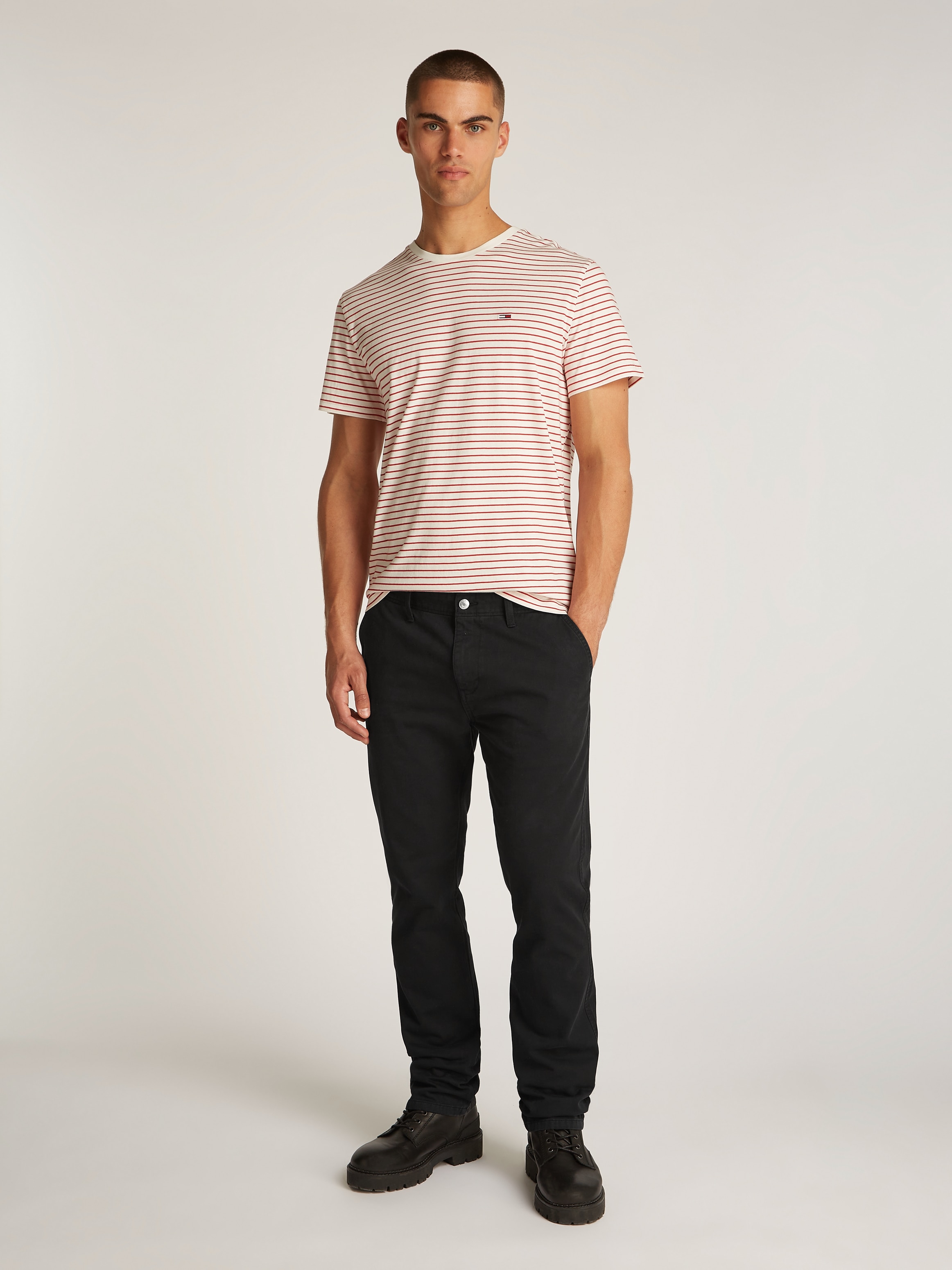 Tommy Jeans Chinohose »TJM RYAN CHINO«, mit Logostickerei