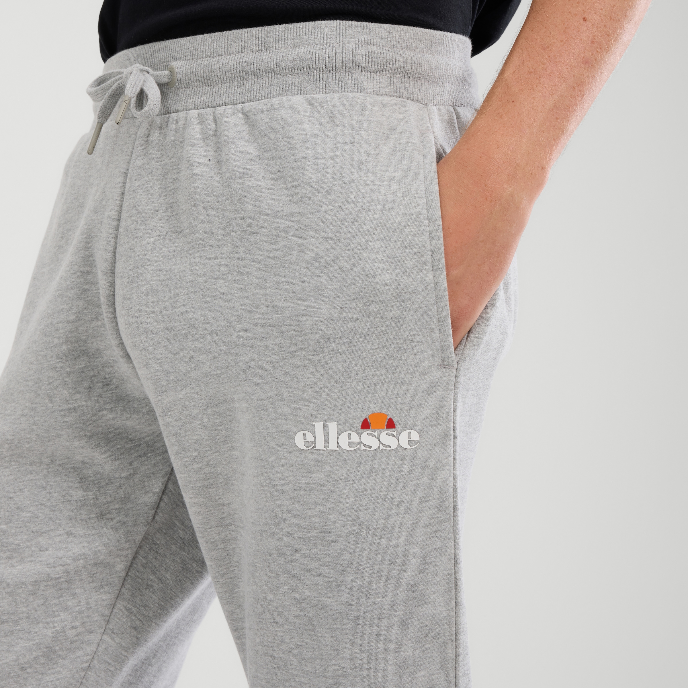 Ellesse Jogginghose »CRAVO 2 JOG PANT«  sportlicher Stil, für sportliche Aktivitäten und Alltag