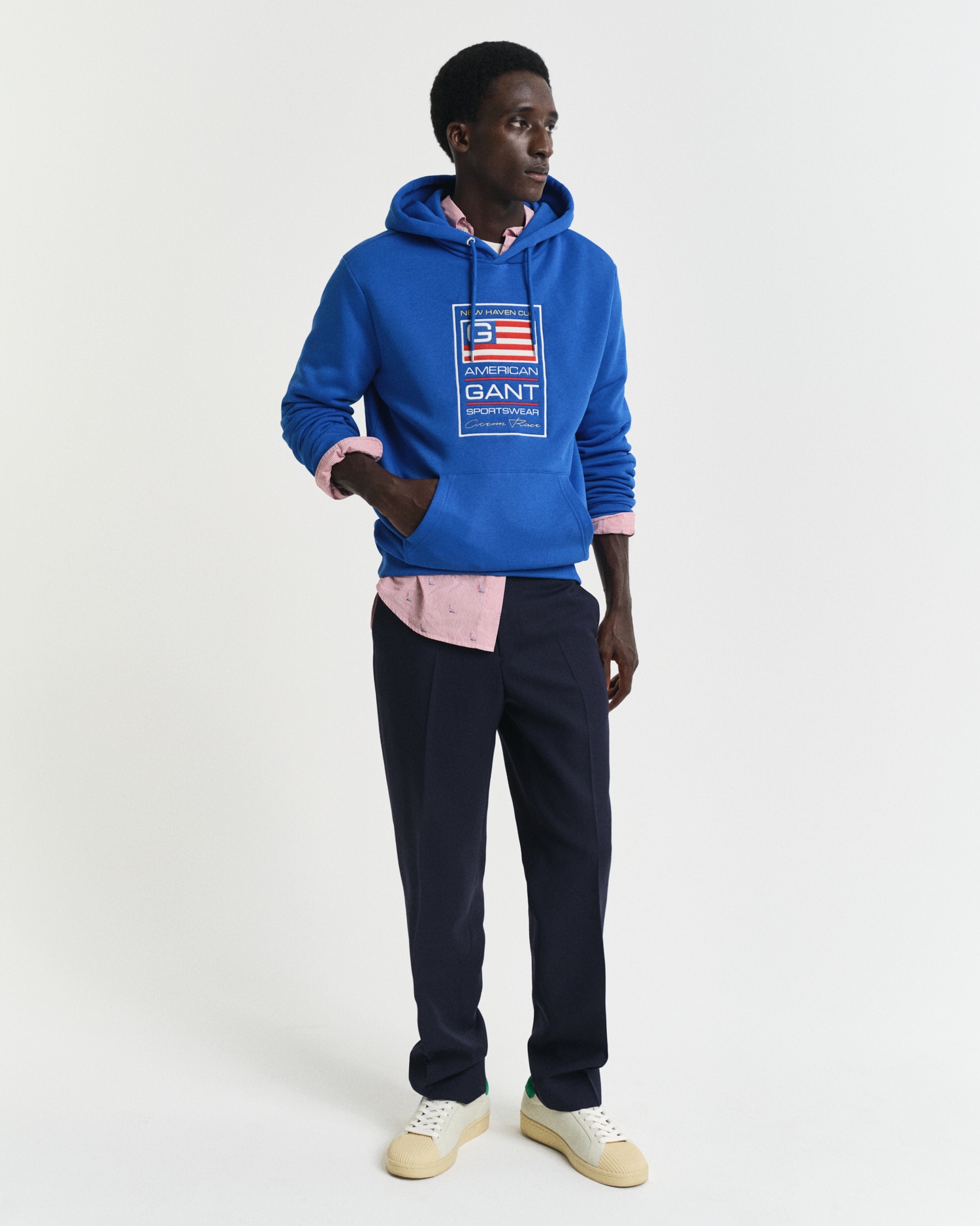 Gant Hoodie »GRAPHIC SWEAT HOODIE«, Grafische GANT-Stickerei auf der Brust