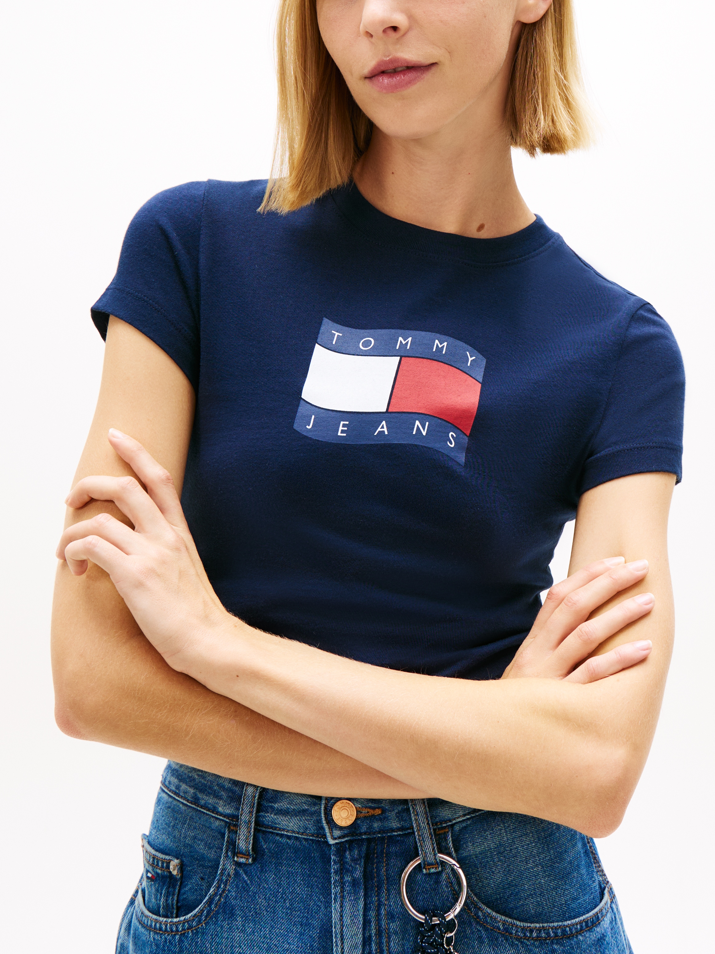 Tommy Jeans T-Shirt »TJW SLIM WAVY FLAG TEE EXT« mit Rundhalsausschnitt