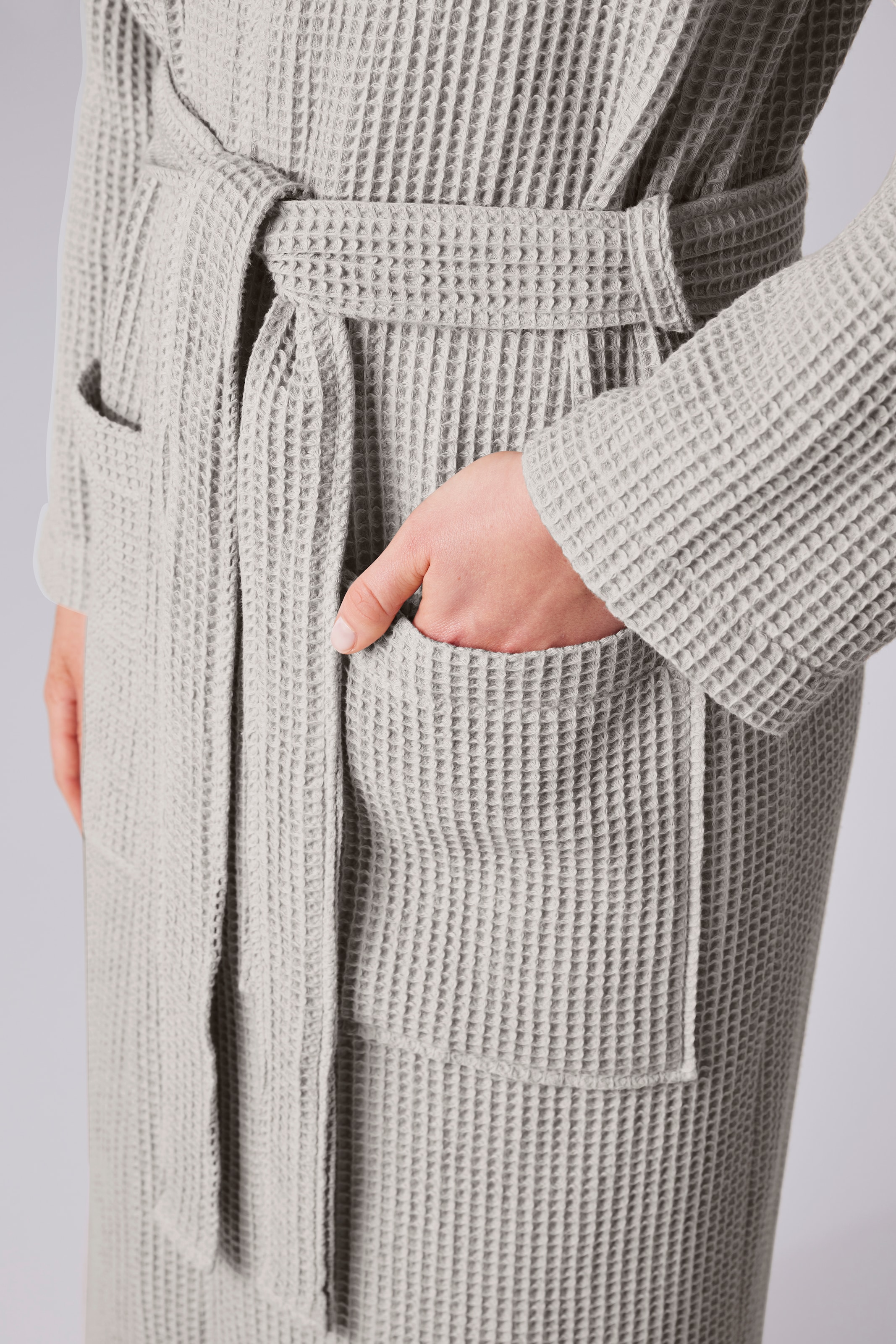 OTTO home Unisex-Bademantel »Inga, Waffelpiqué, leicht, ideal für Sauna & Spa, Hotelbademantel« 1 Stk. kleines Packmaß, Taschen, Damen & Herren, S-3XL, Morgenmantel