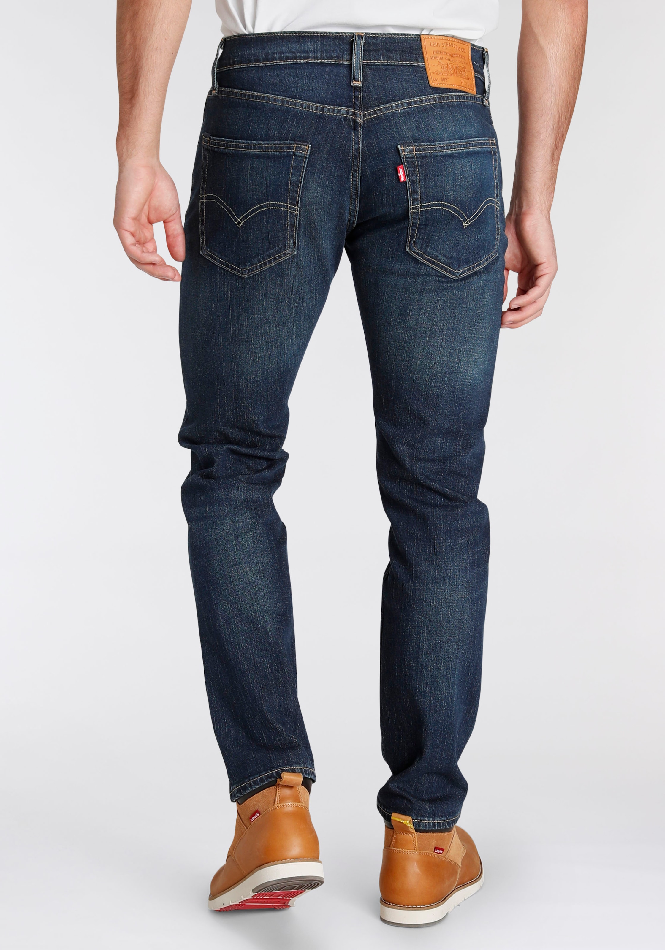 Levi's® Tapered-fit-Jeans »502 TAPER«, in elegantem, modernem Stil