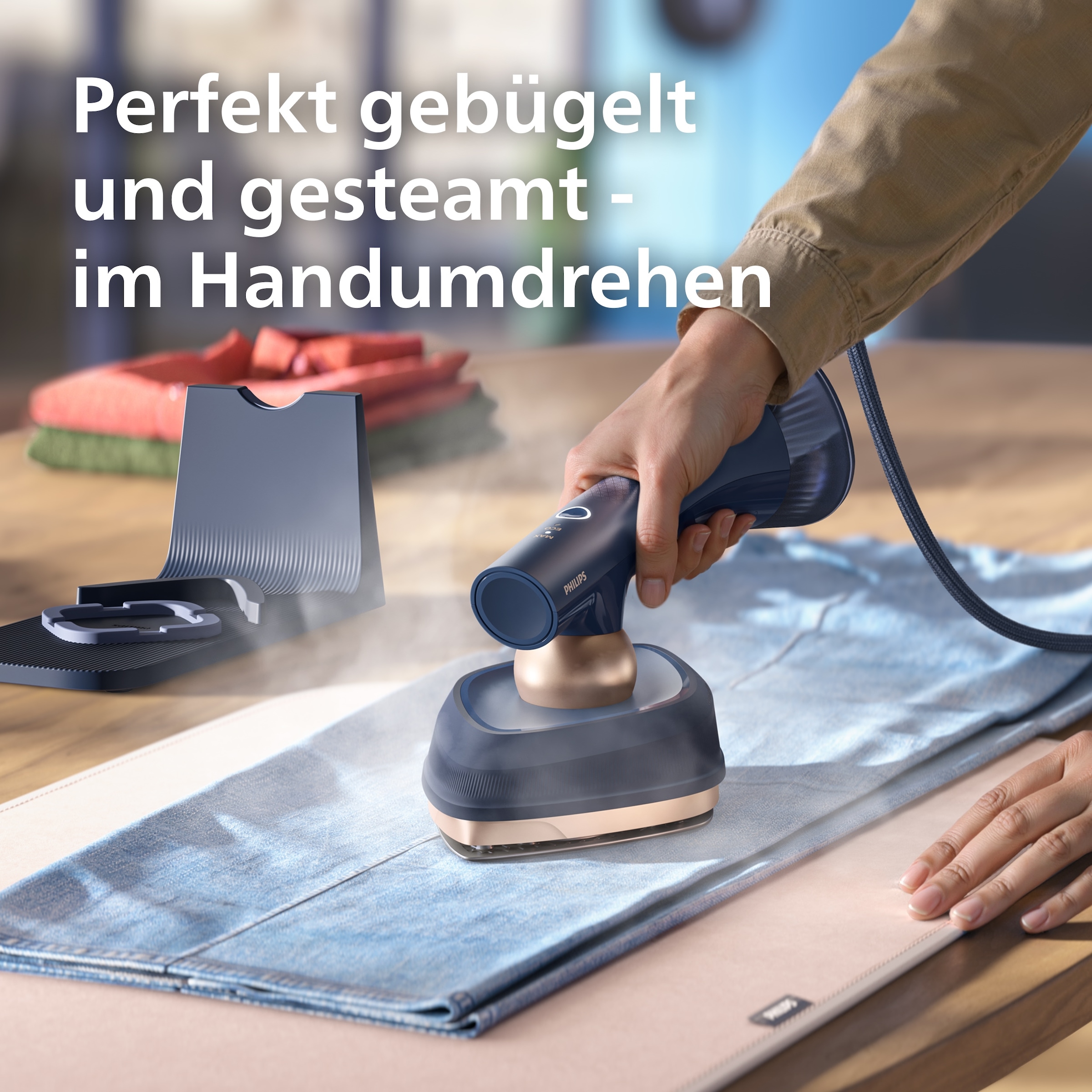Philips Dampfbügeleisen »GC215/20 OneTurn 2-in-1 Bügeleisen & Steamer, SoftBoard & Dock inkl.« 1800 W 1800 W, SteamGlide Plus, 200ml+300ml Wasserbehälter u. 90 g Dampfstoß