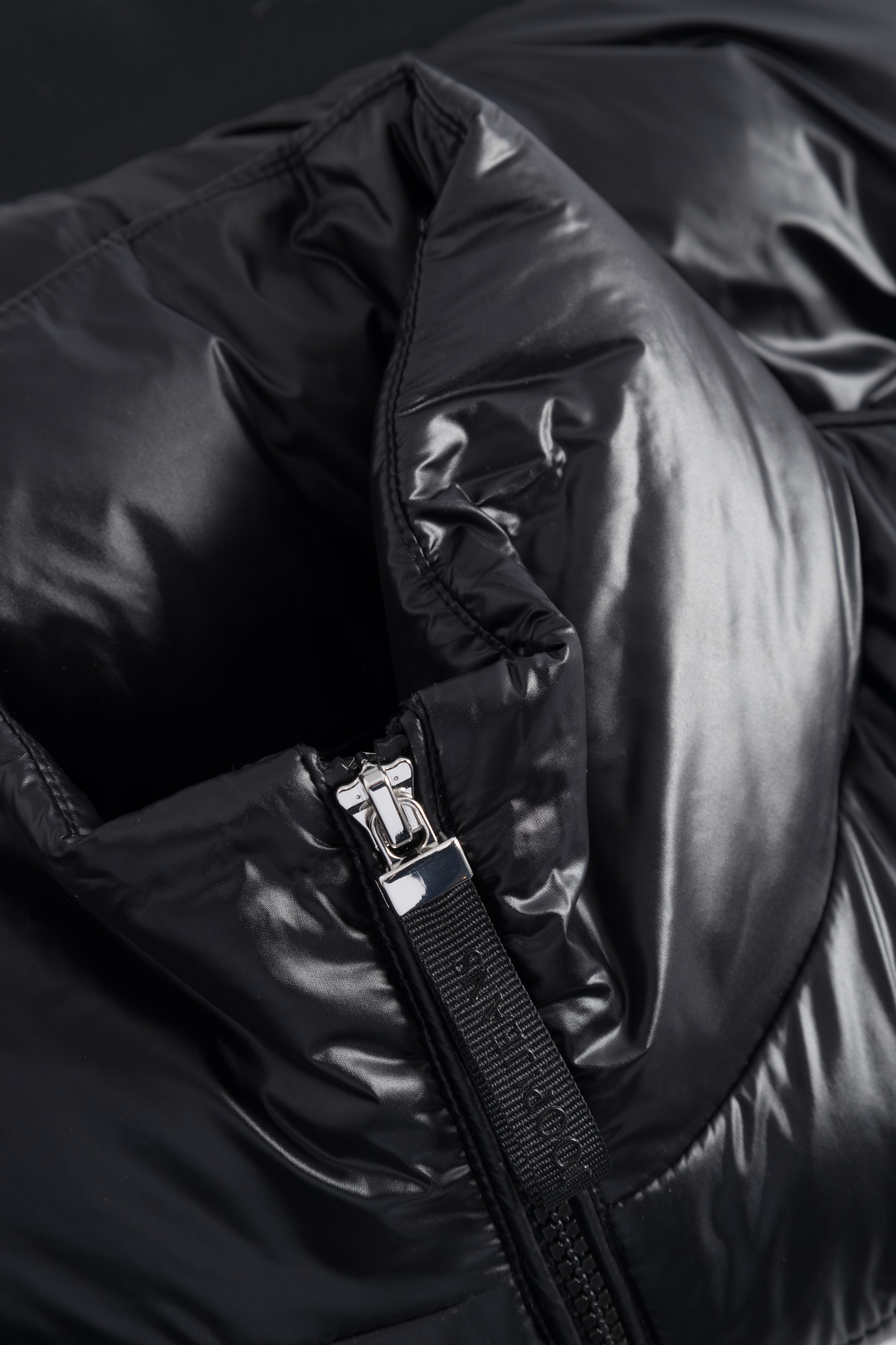 Joop Jeans Daunenweste »Vivian«, Mit Rundhalsausschnitt