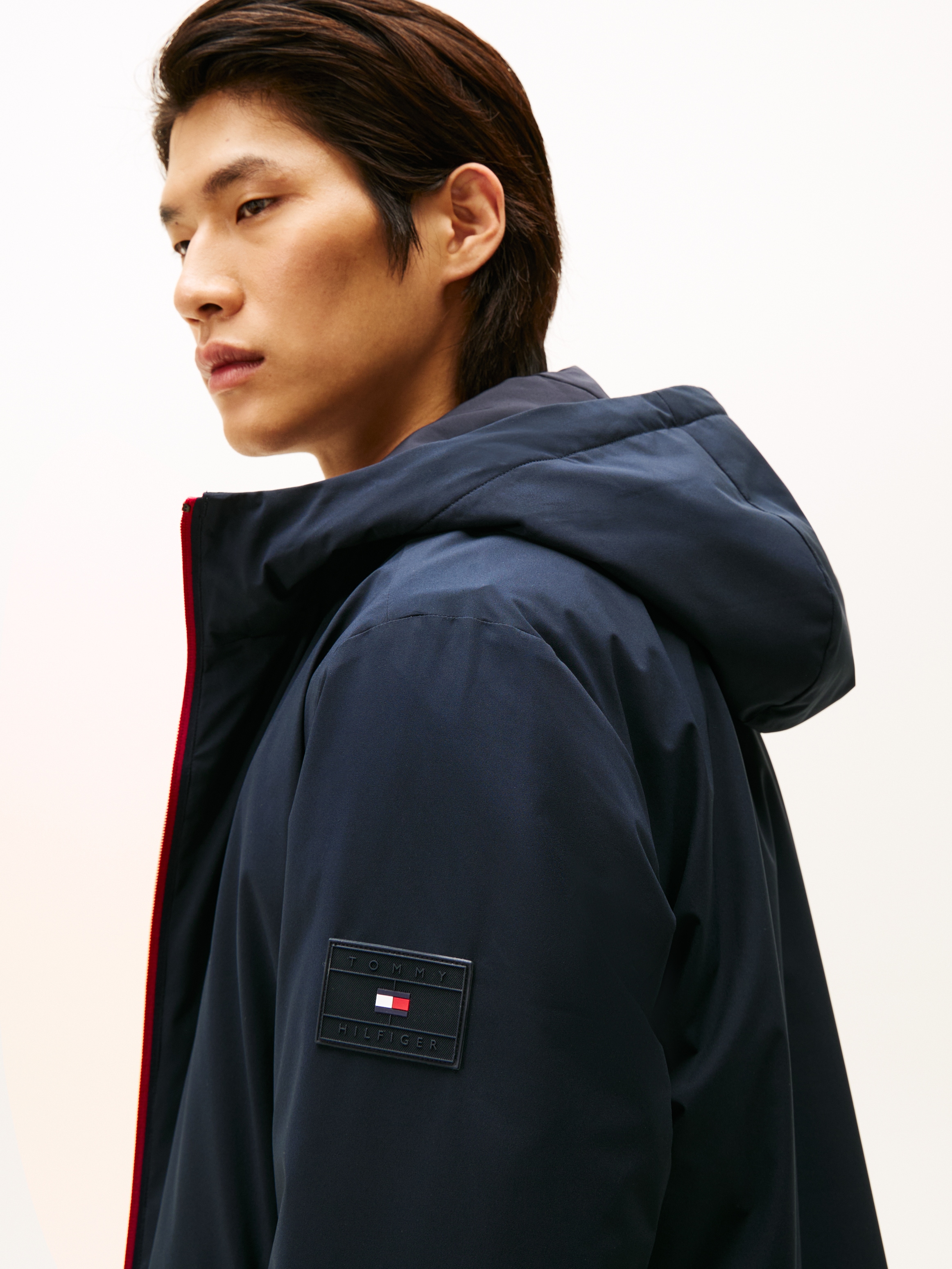 Tommy Hilfiger Funktionsjacke »HOODED JACKET« mit Kapuze Kapuzenjacke Freizeitjacke Übergangsjacke Funktionsjacke
