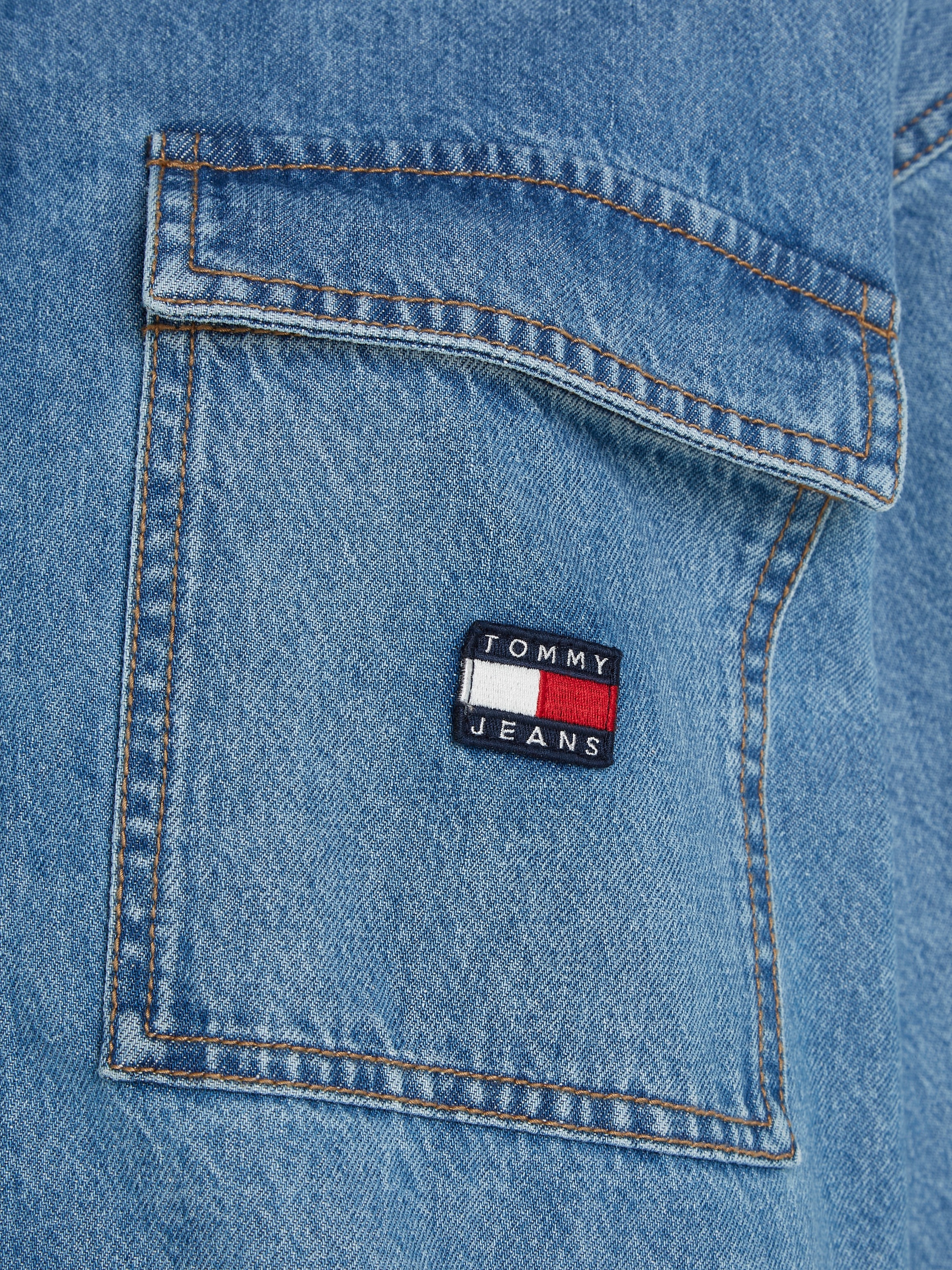 Tommy Jeans Jeansbluse »TJW DENIM OVERSHIRT«, mit dezentem Kontrastband am Krageninneren
