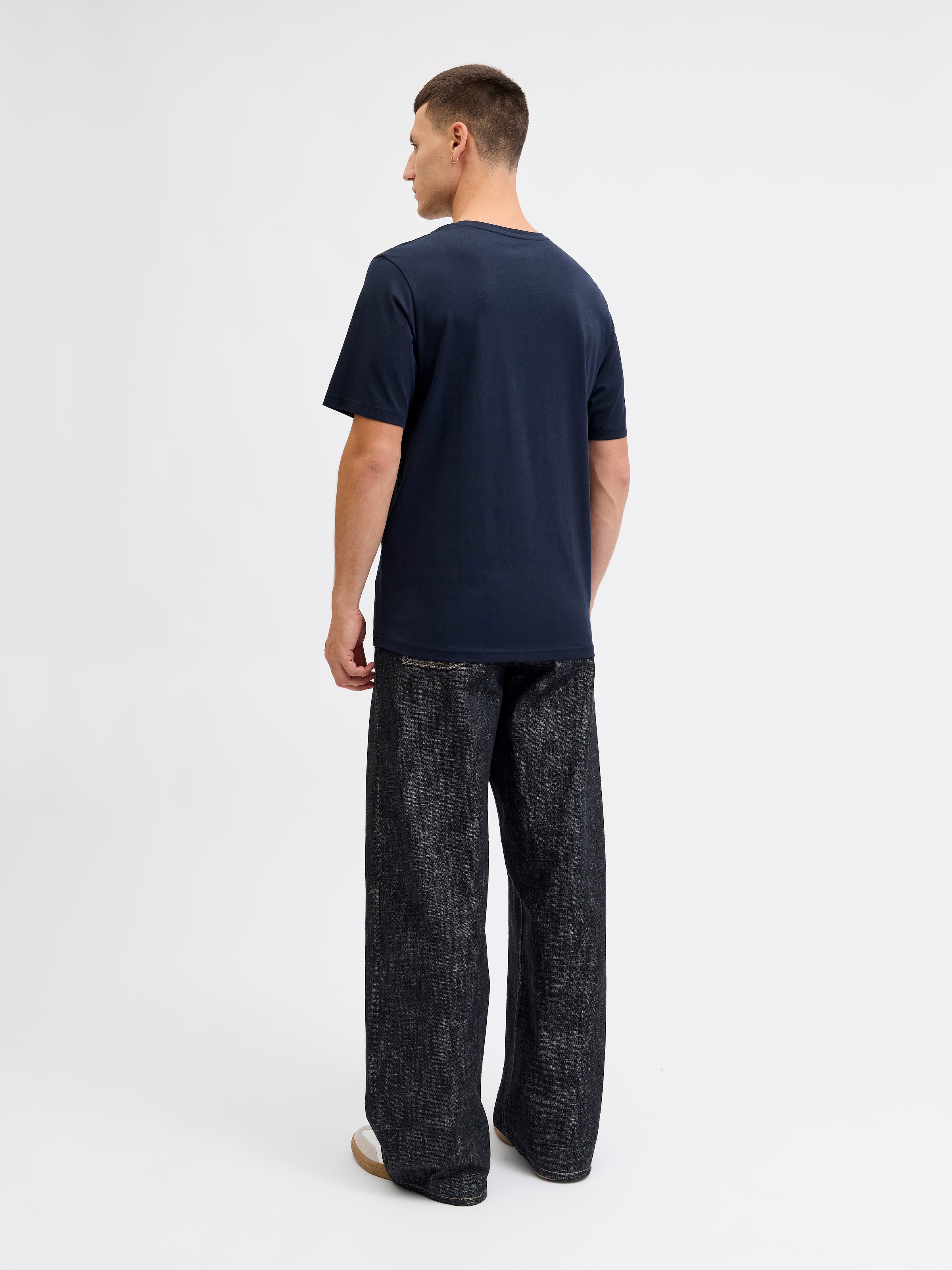 Jack & Jones Rundhalsshirt »JJCHRISTMAS TEE SS CREW NECK XMAS« mit weihnachtlichem Druck