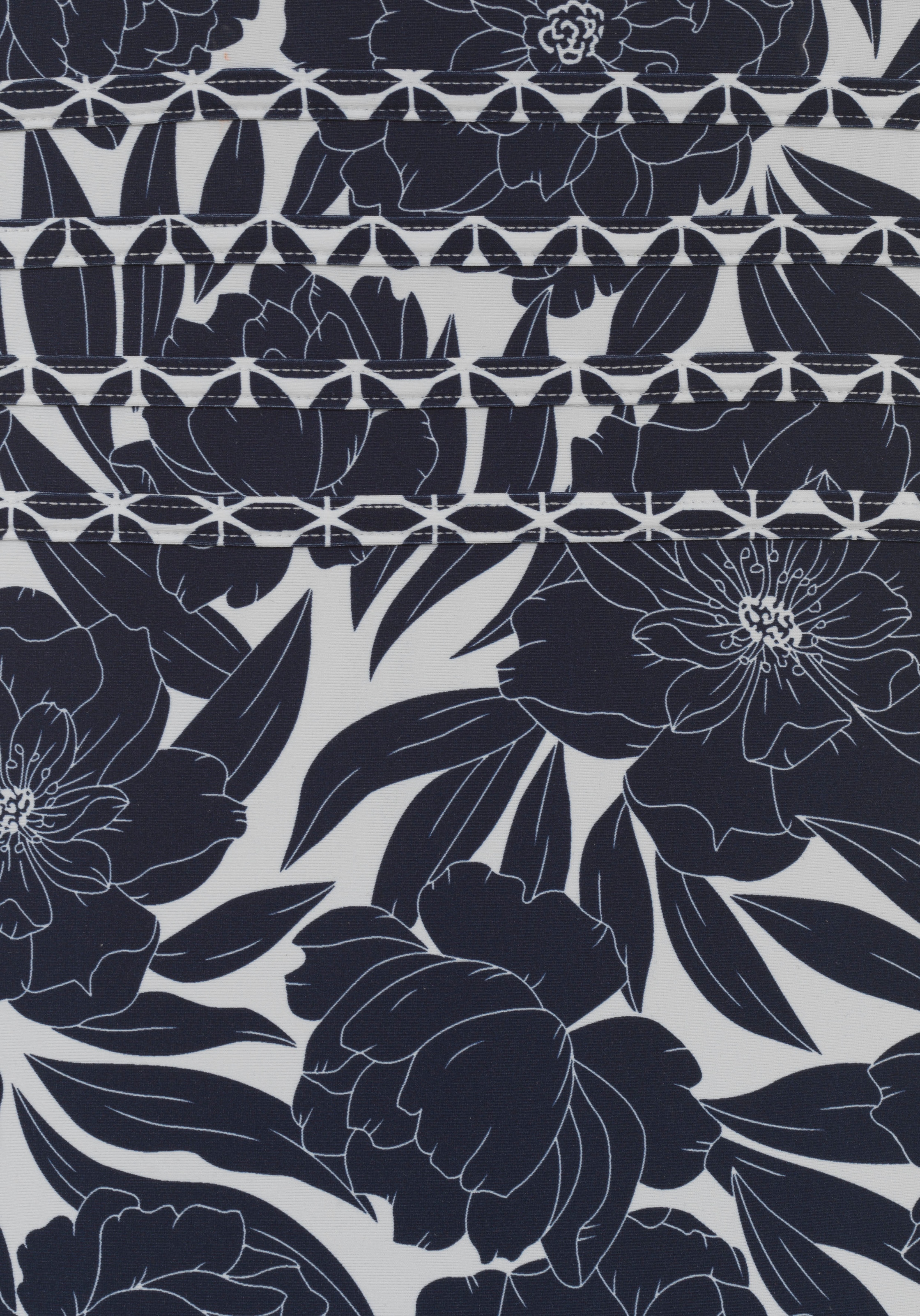 Sunseeker Badeanzug »Blossom«, im Muster-Mix