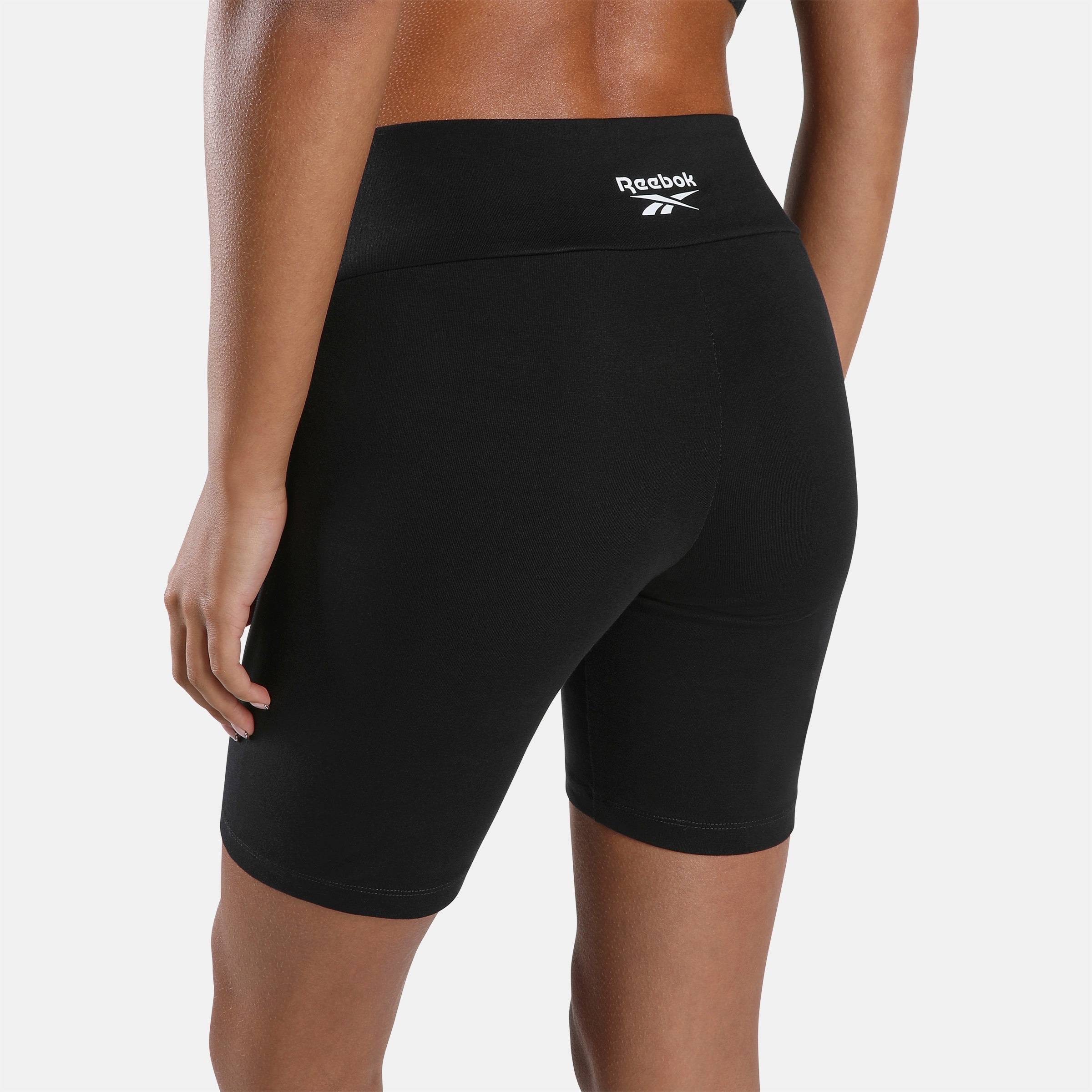 Reebok Sweatshorts »FRIDA SMALL LOGO CYCLE SHORT«  sportlicher Stil