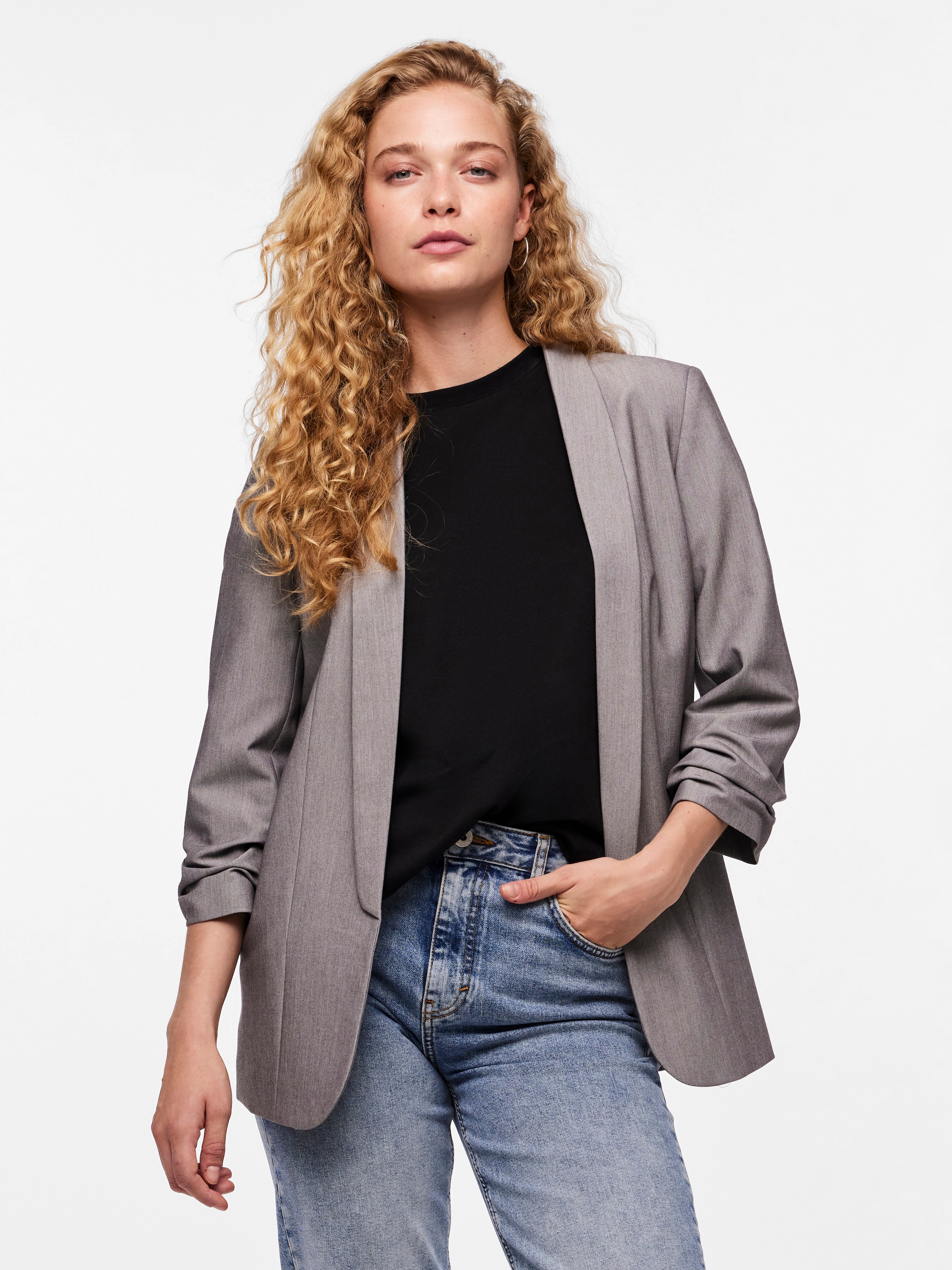 pieces Blusenblazer »PCBOSELLA 3/4 BLAZER NOOS« mit Faltendetail am Ärmel
