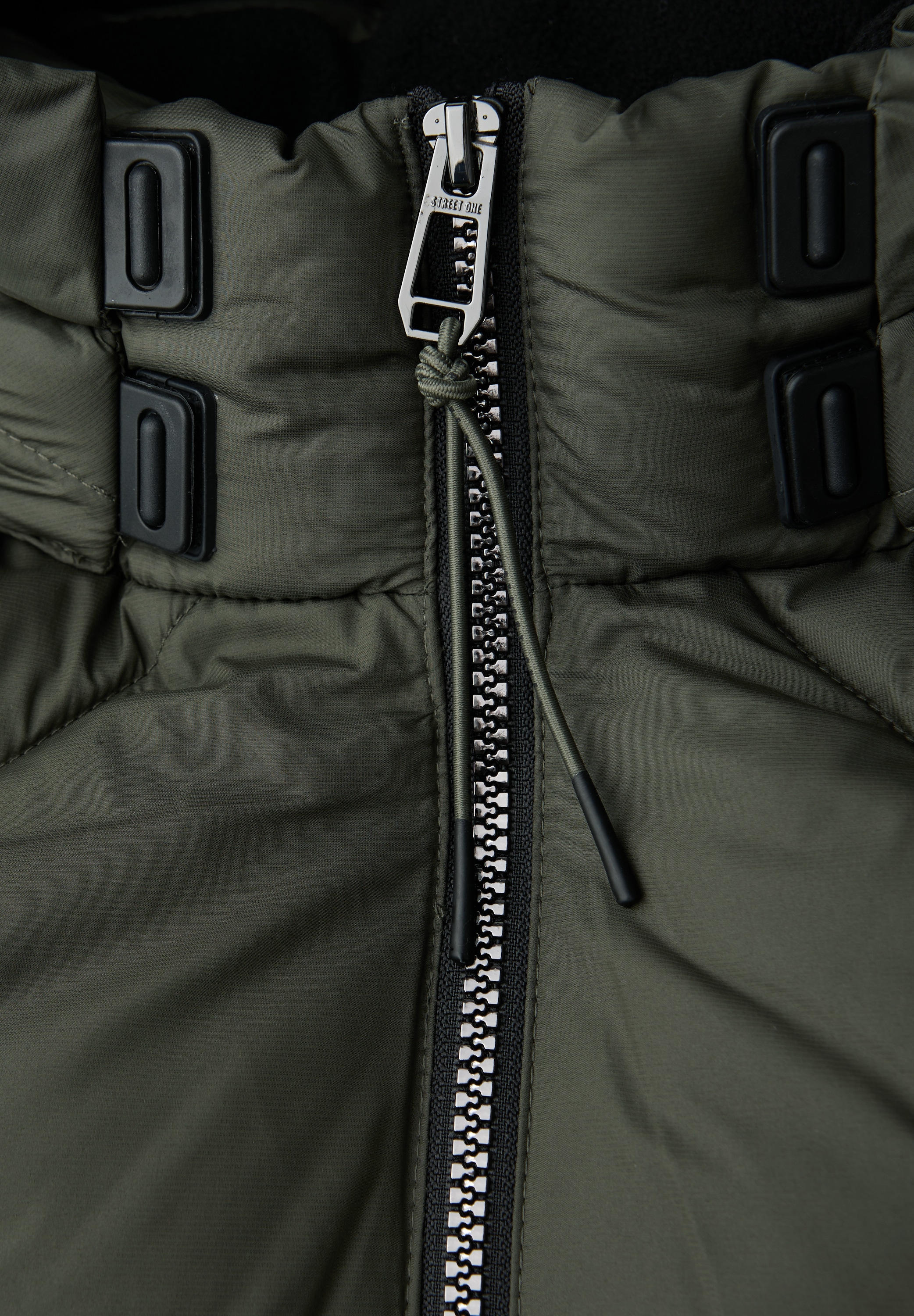 STREET ONE Steppjacke mit Kapuze Winterjacke mit Kapuze