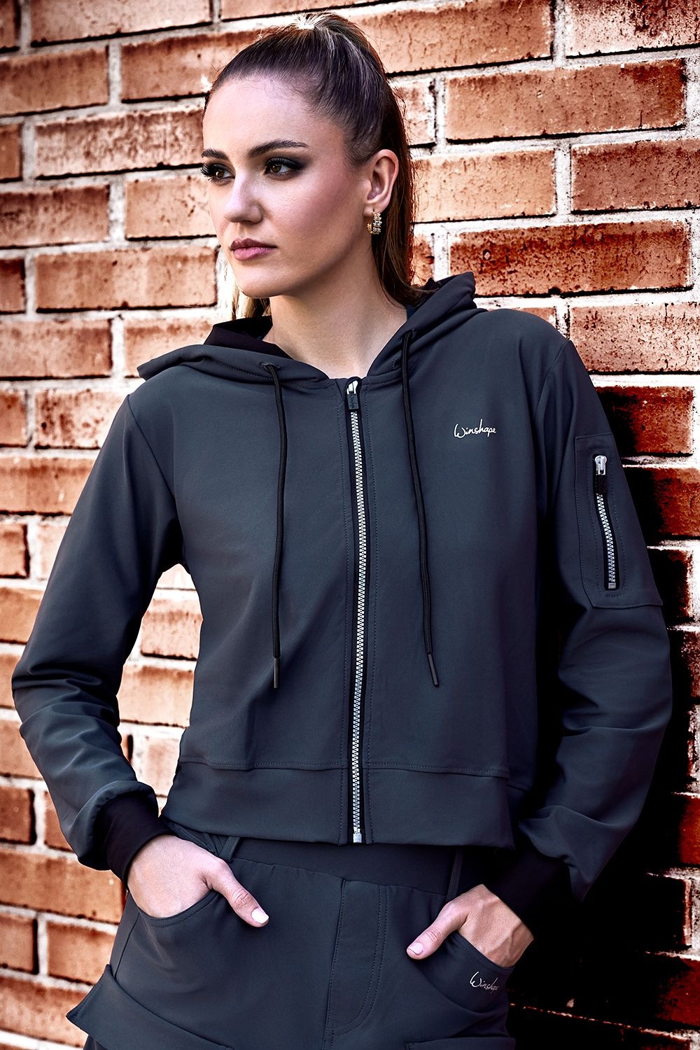 Winshape Trainingsjacke »Functional Comfort One Pocket Jacket«, J009C