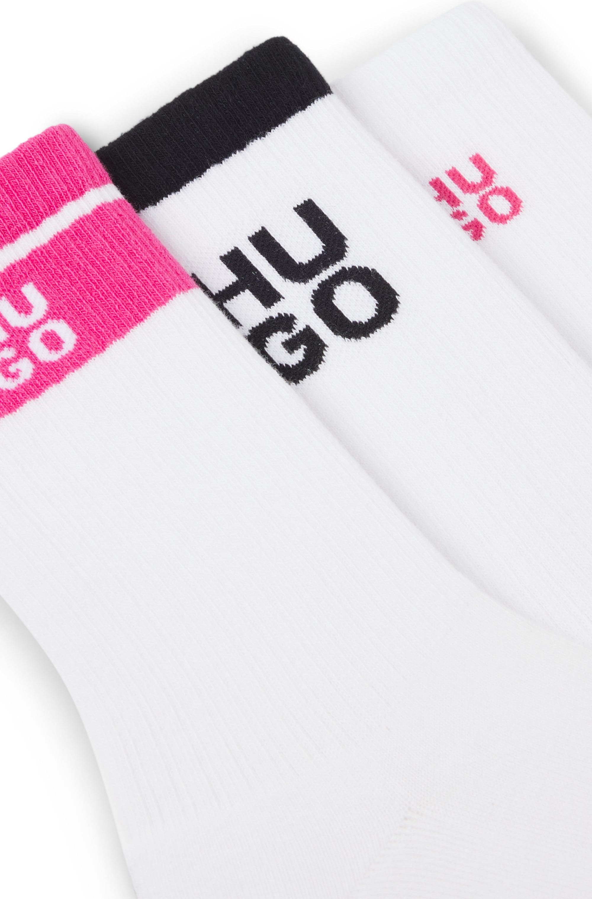 HUGO Underwear Socken »3P QS LOGO RIB CC«, (Packung, 3 Paar, 3er Pack), mit kontrastfarbenen Logoschriftzug