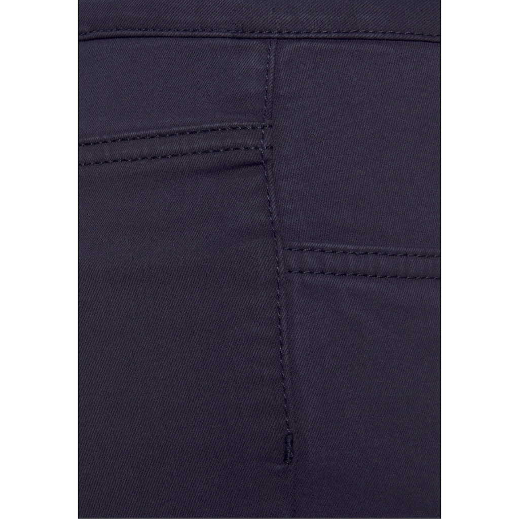 LASCANA High-waist-Jeans, aus Superstretch-Qualität
