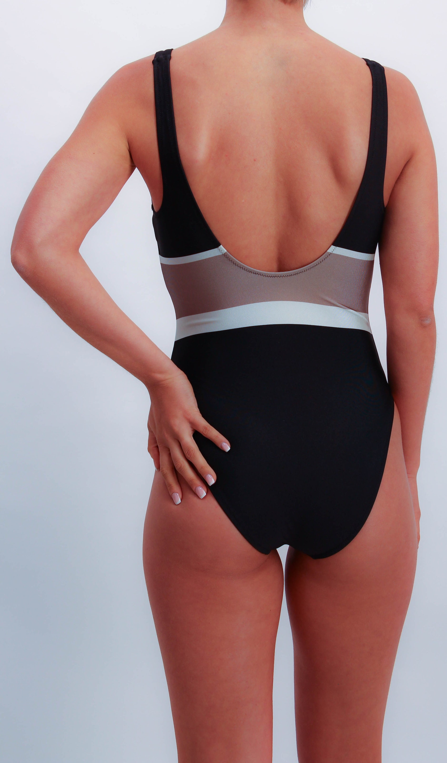 JOOP! Badeanzug »Colourblock« Colourblocking-Design, tiefer Rückenausschnitt