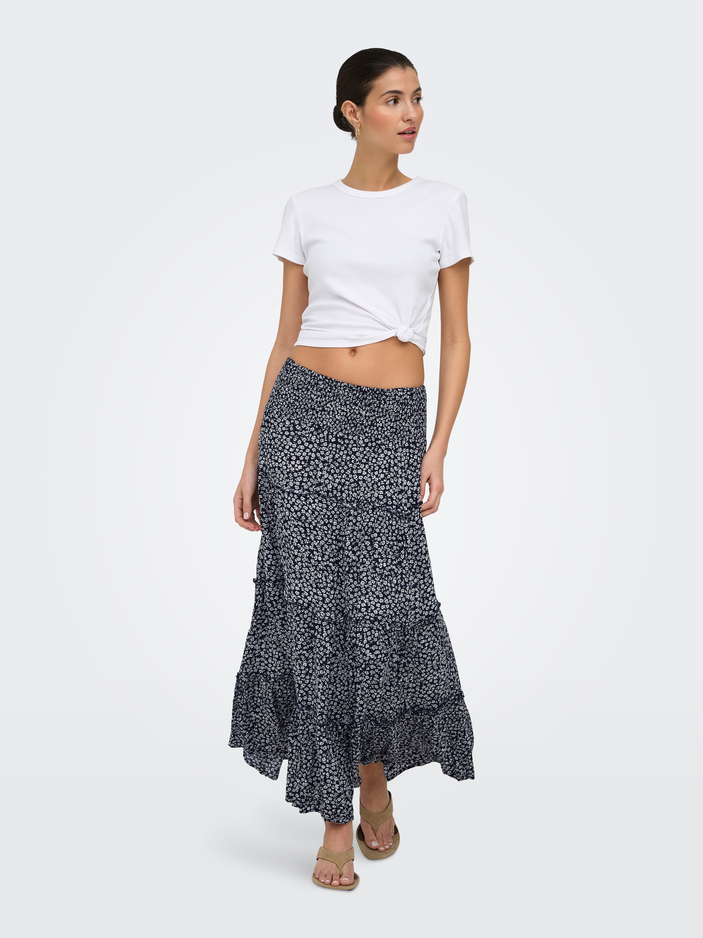 ONLY Maxirock »ONLFERNANDA LIFE LAYRED LONG SKIRT NOOS« Viskose, gesmoktes Bündchen