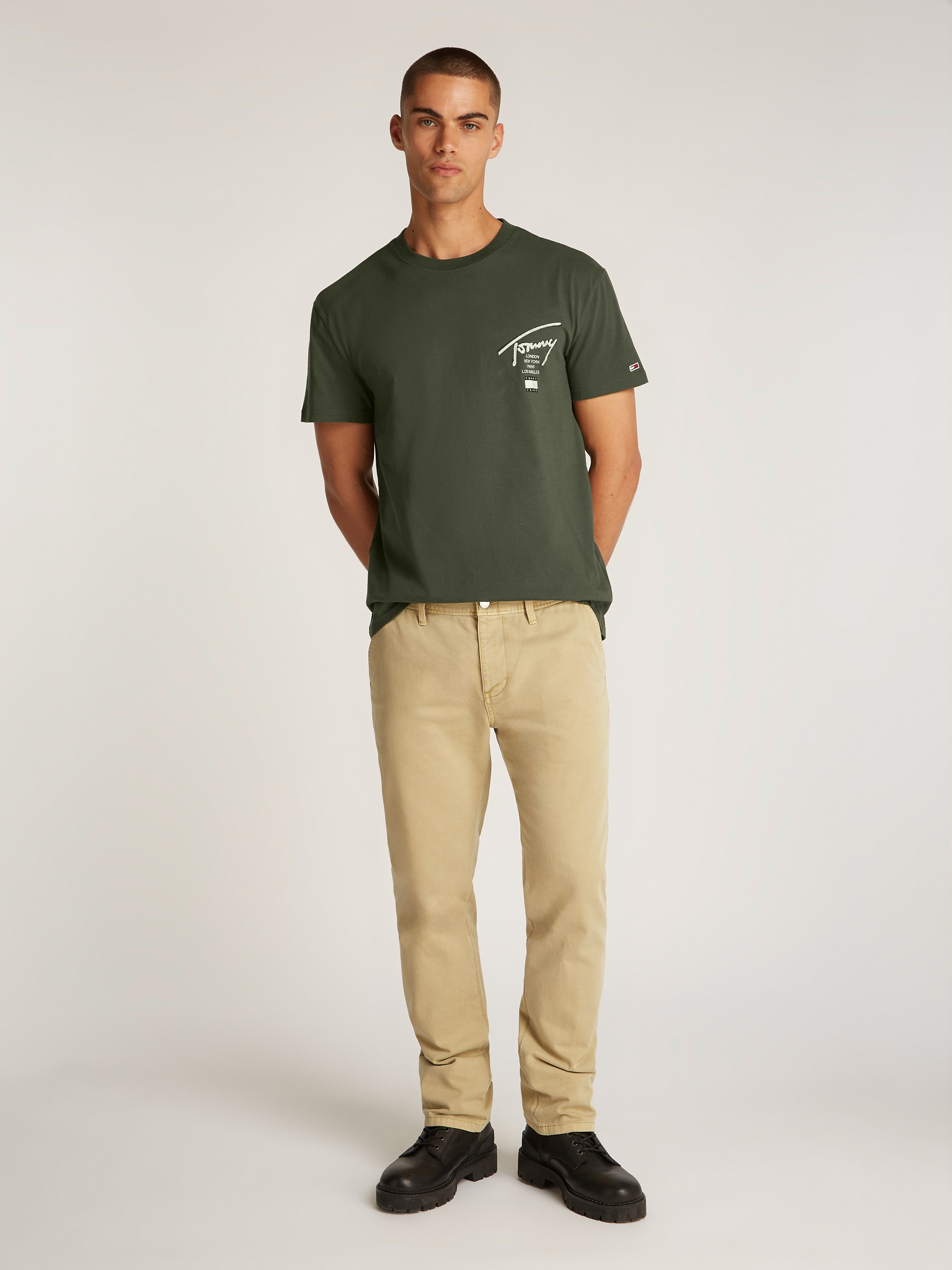 Tommy Jeans T-Shirt »TJM REG TOMMY SIGN CITY TEE EXT«, mit großem Logo am Rücken