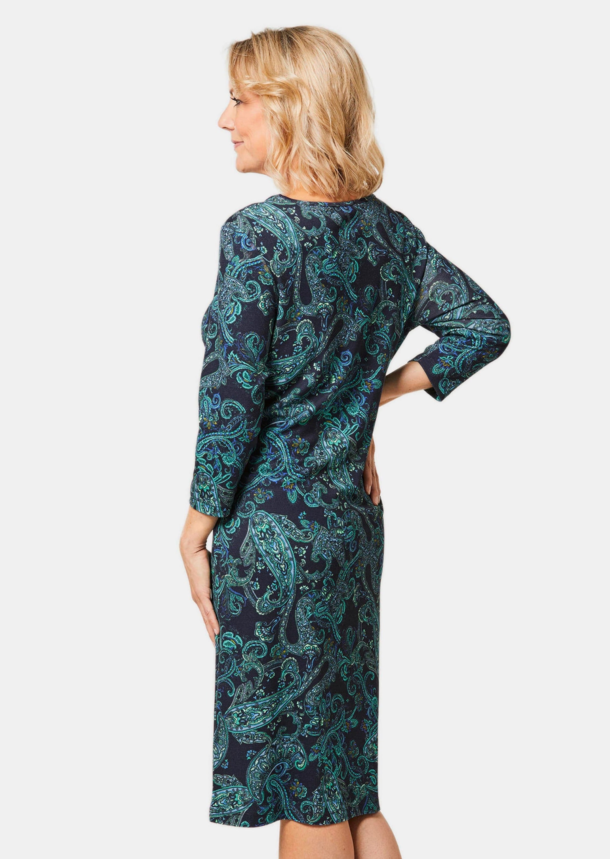 GOLDNER Jerseykleid »Kurzgröße Kurzgröße - Elastisches Jerseykleid mit modischem Druck«