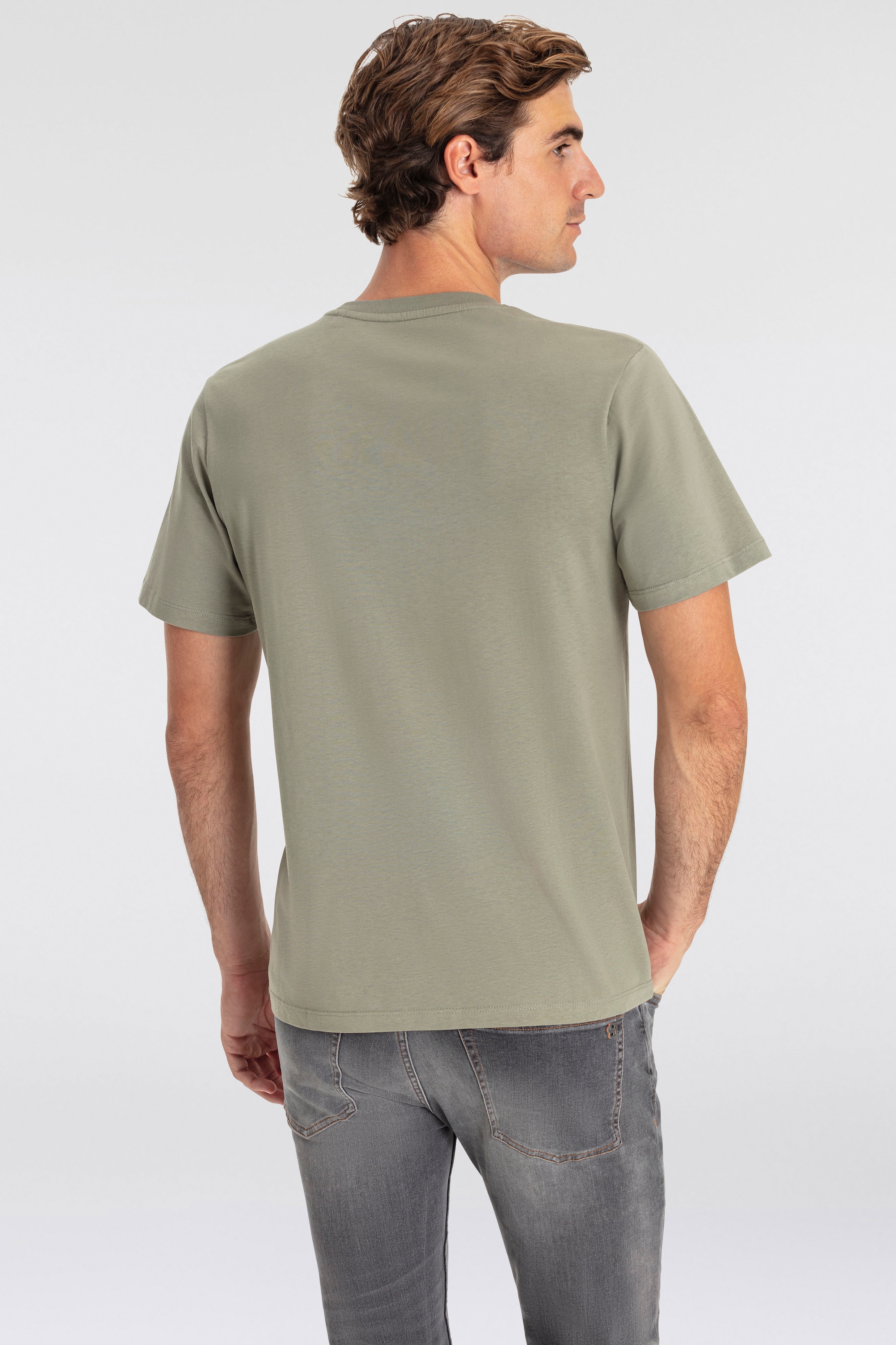 Pepe Jeans T-Shirt »CLAG«, mit großem Logo-Print
