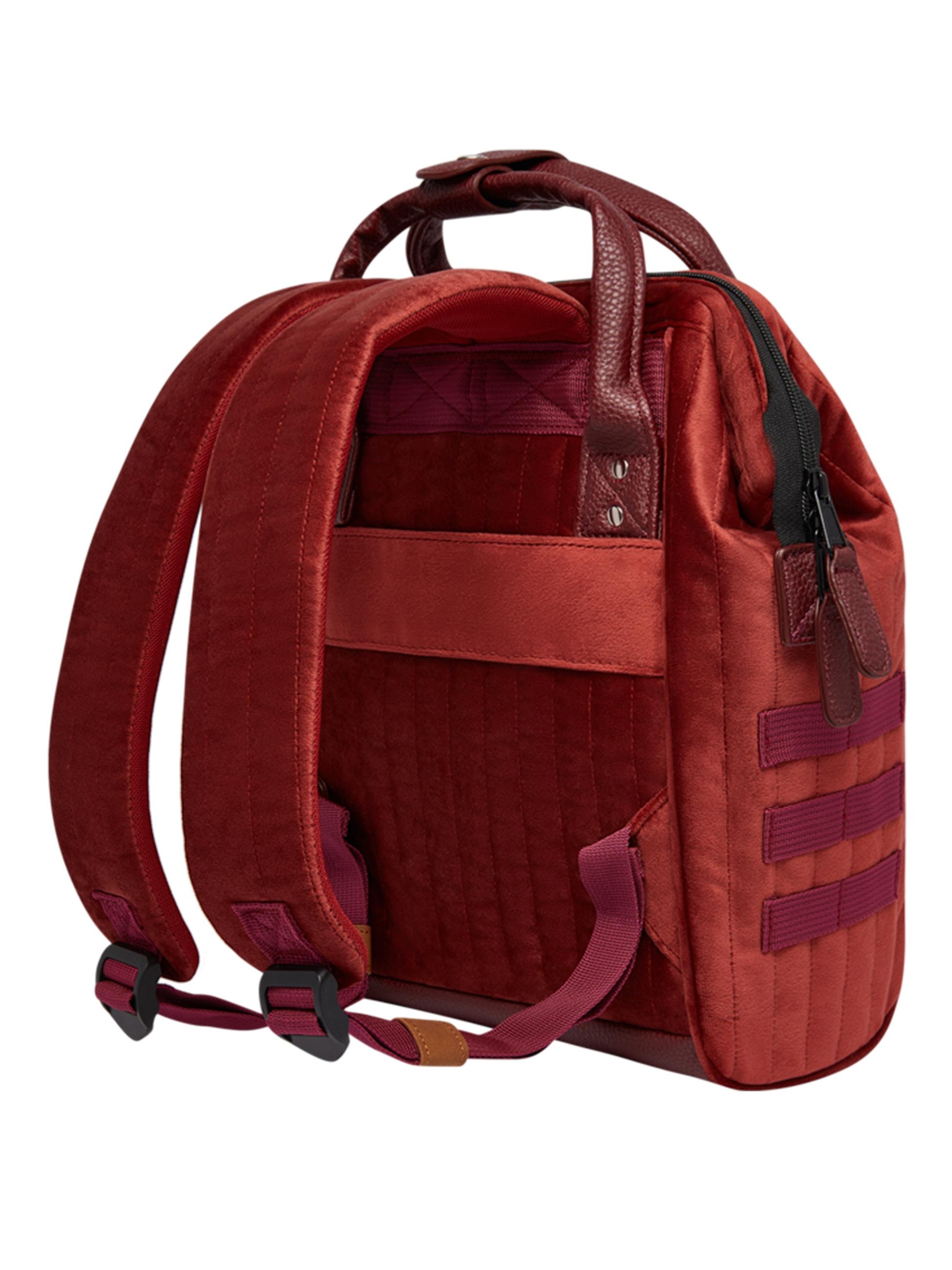 CABAIA Tagesrucksack »Tagesrucksack Adventurer S Quilted«, Gesteppter Rucksack mit austauschbaren Vordertaschen