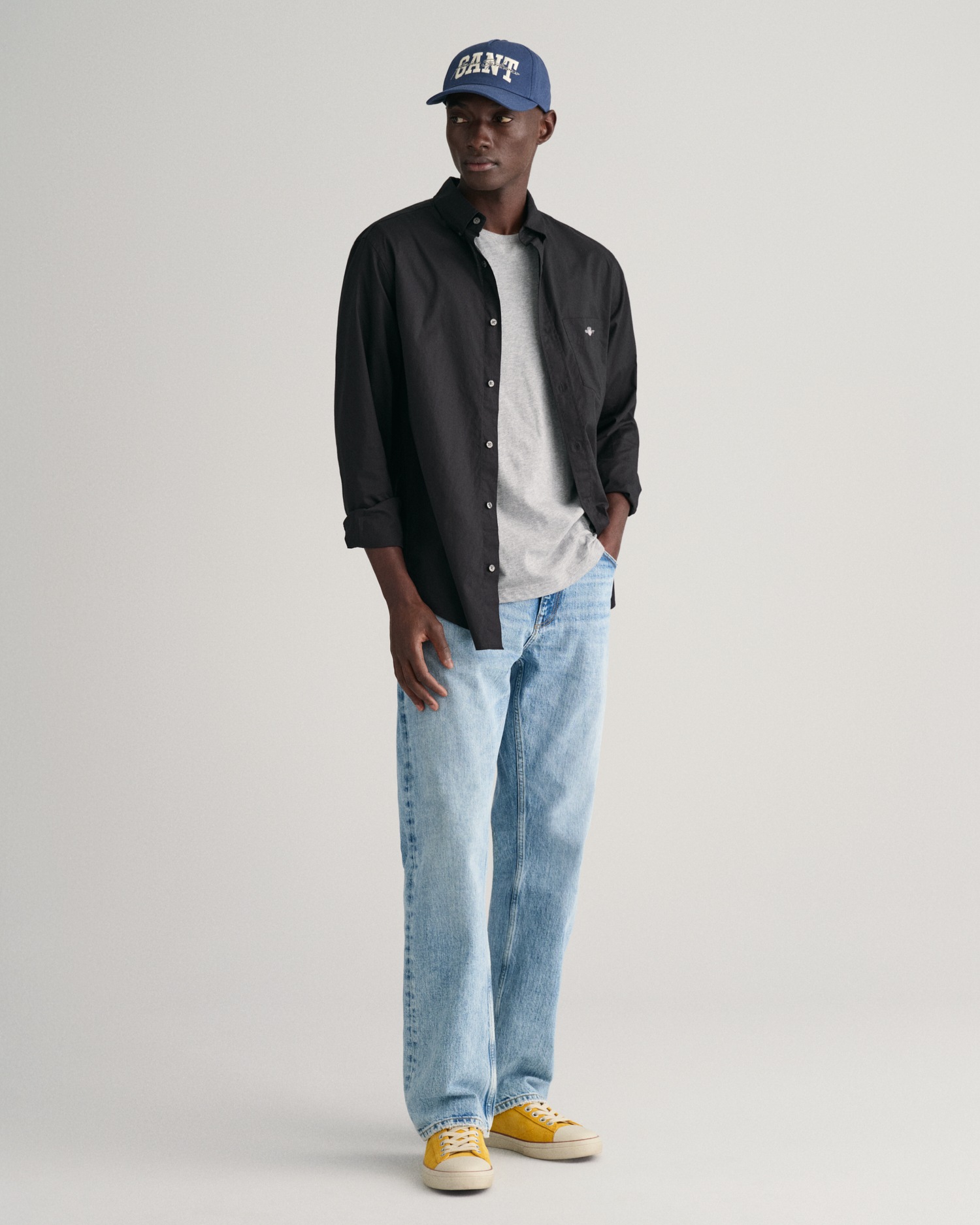 Gant Langarmhemd »Regular Fit Popeline Hemd leicht strapazierfähig pflegeleicht«, mit Label Stickerei auf der Brusttasche
