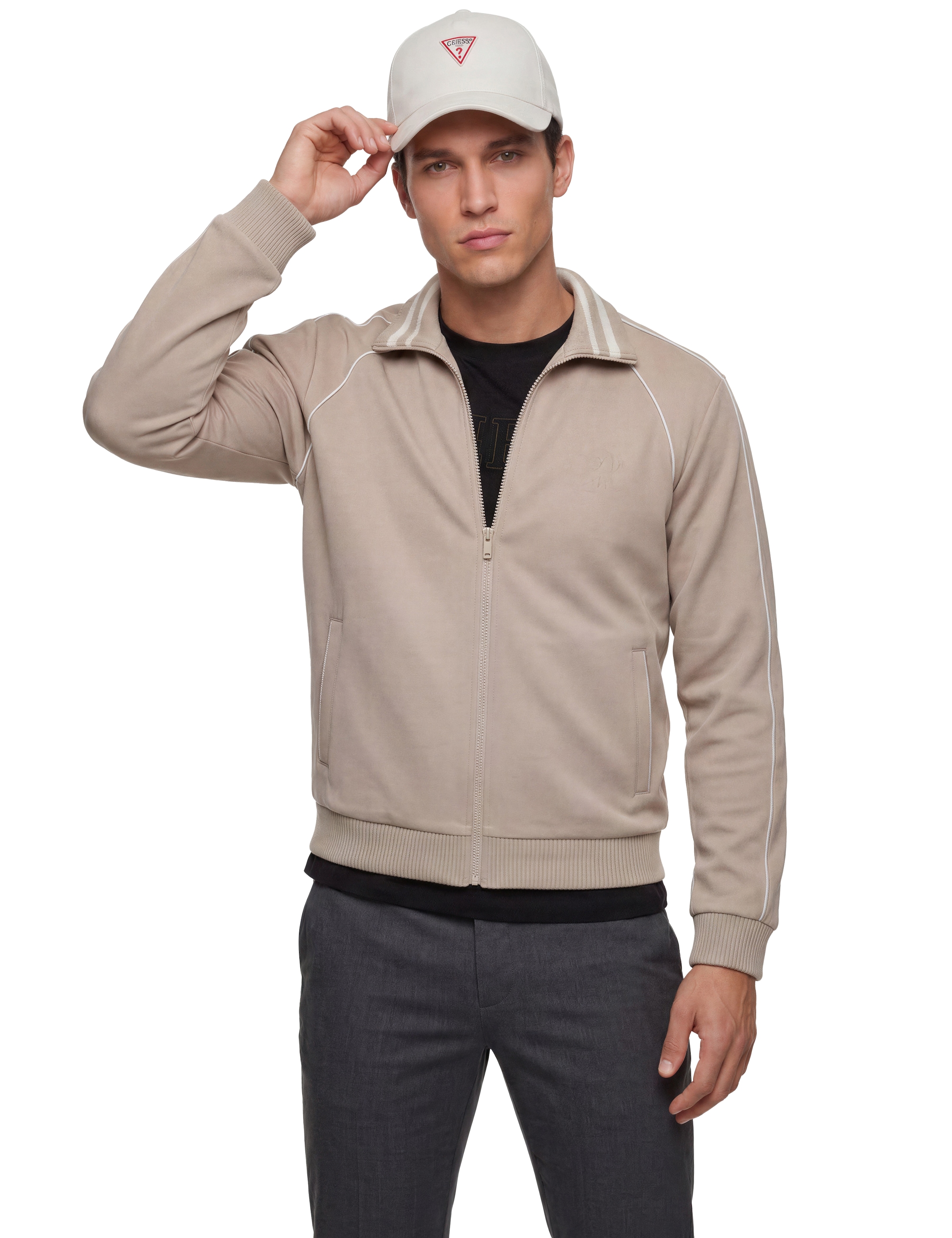 Guess Baseball Cap »TRIANGLE PATCH BASEBALL« mit Logo-Patch
