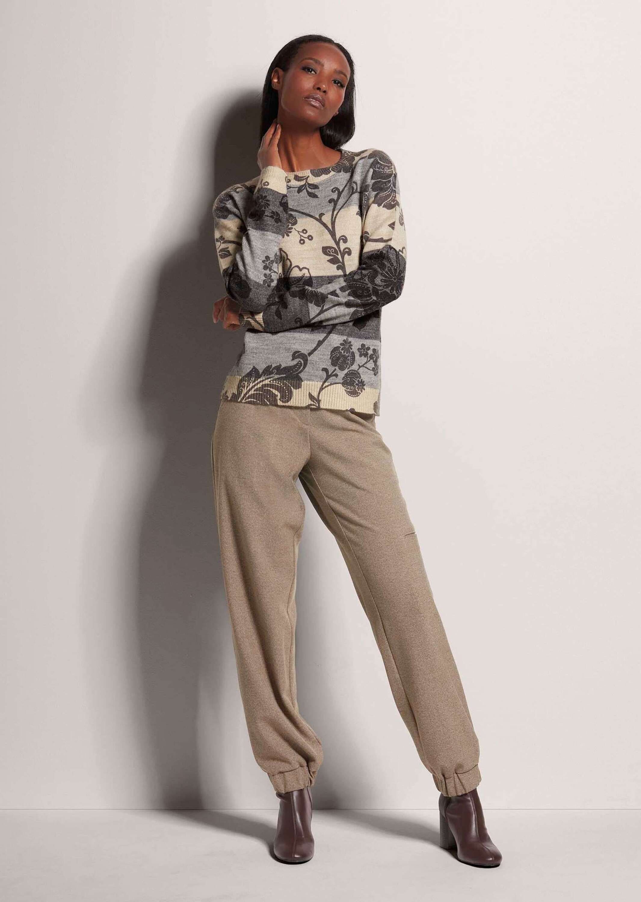 MADELEINE Longpullover »Strickpullover Rundhals-Pullover im Muster-Mix« Muster-Mix, gestreift und floral bedruckt