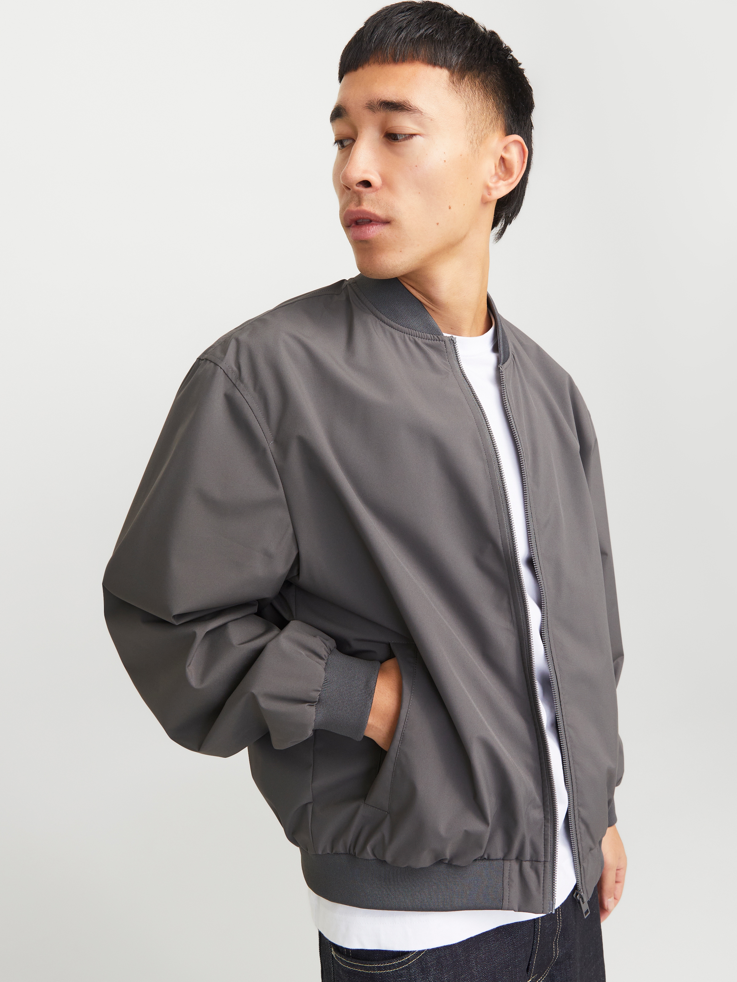 Jack & Jones Bomberjacke »JJECHARGE BOMBER JACKET NOOS«, ohne Kapuze, mit Rippbündchen