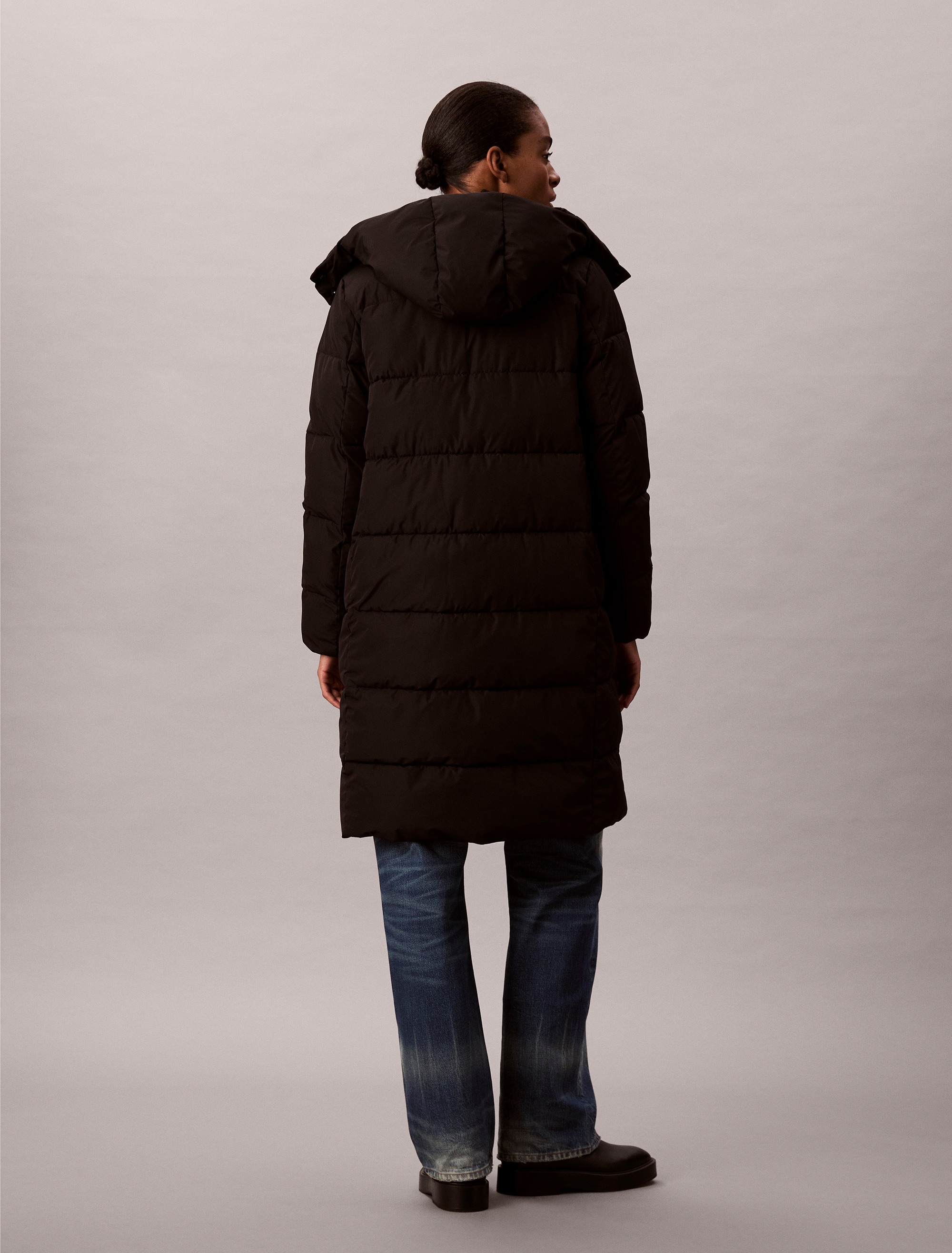 Calvin Klein Jeans Steppmantel, abnehmbare Kapuze, kastige, lange Passform, wattiert