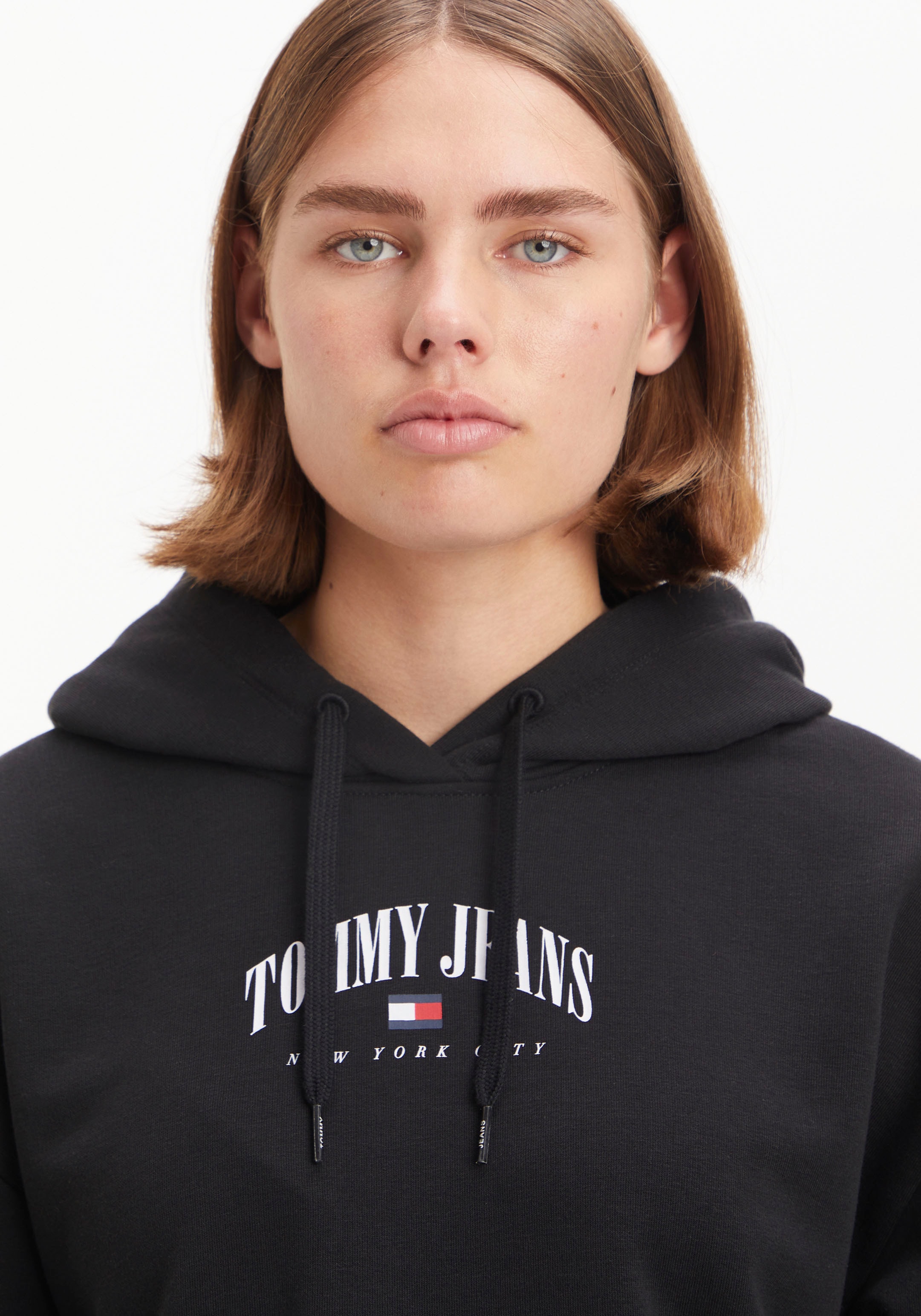 Tommy Jeans Kapuzensweatshirt »TJW RLX ESSENTIAL LOGO 2 HOODIE«, mit Tommy Jeans Logo
