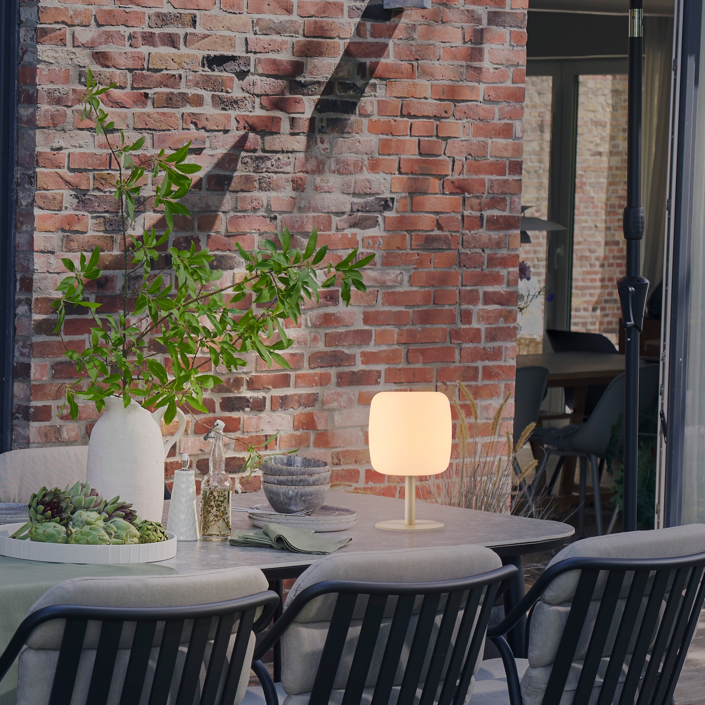 SCHÖNER WOHNEN-Kollektion LED Außen-Tischleuchte »LUMARA« LED-Board 1 Stk. Warmweiß Kabellose Akku-Lampe, dimmbar, IP54, Macchiato – für innen & außen