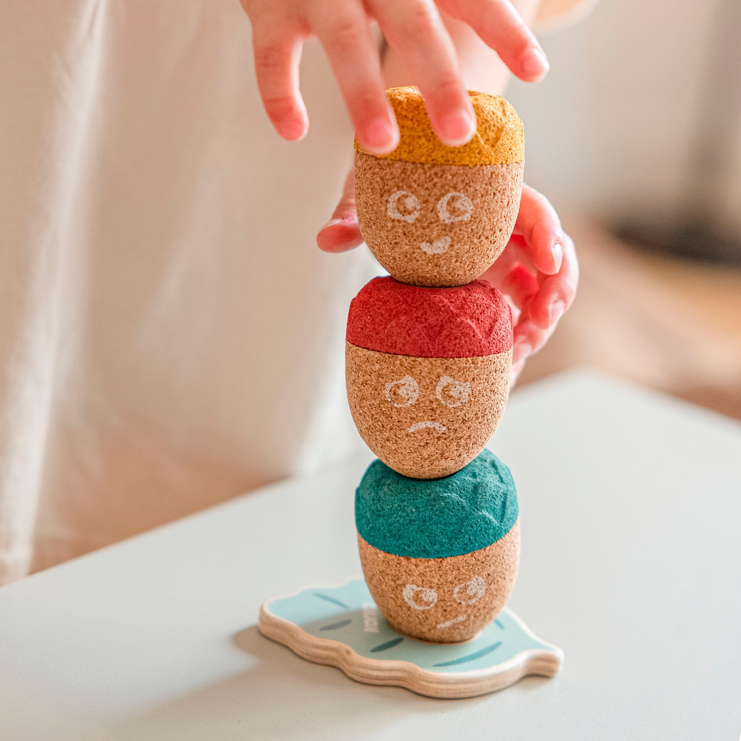 KORKO Stapelspielzeug »Magical Mood Acorns« Made in Europe