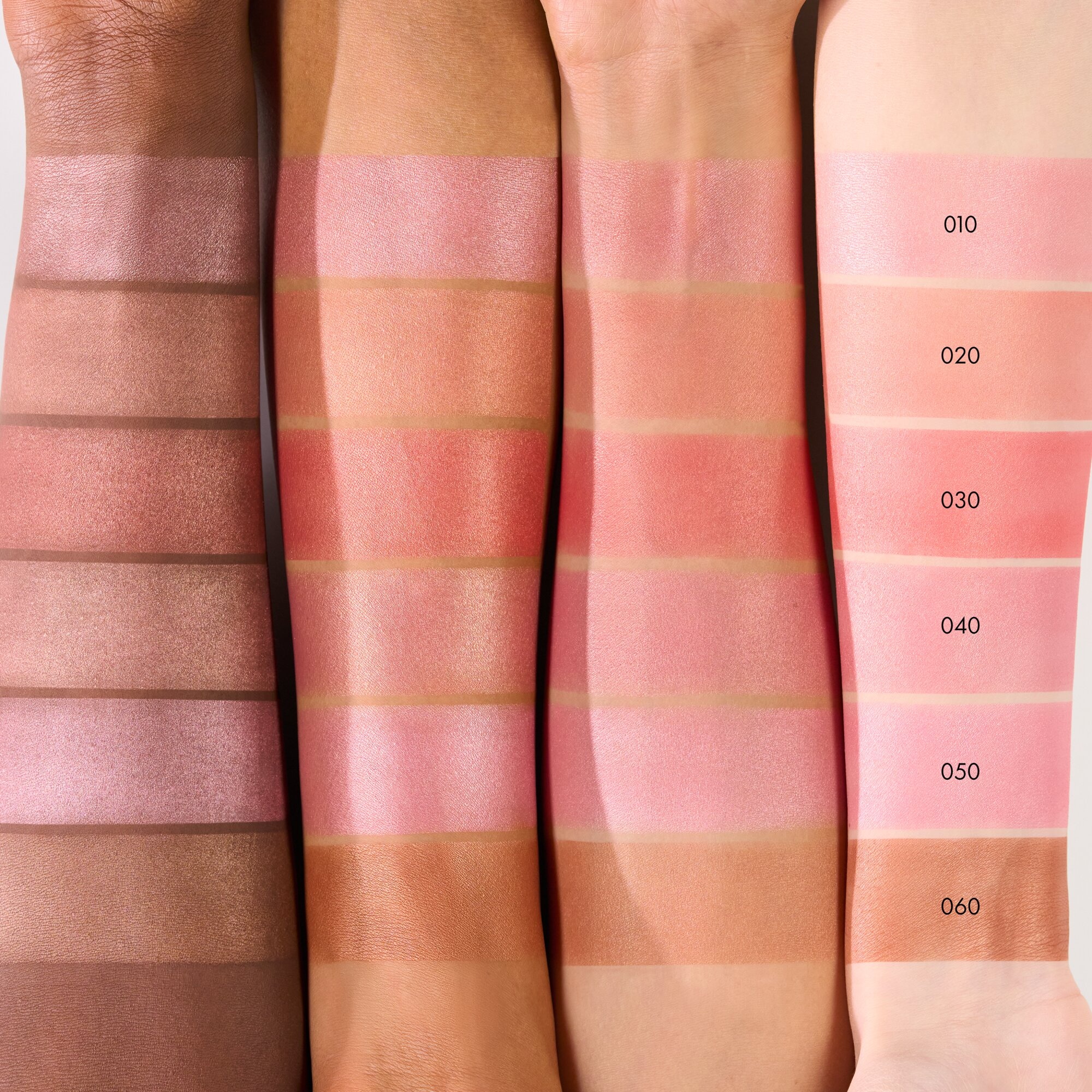 Catrice Rouge »Soft Glam Baked Blush« Lichtreflektierende Perlen für eine strahlende Ausstrahlung