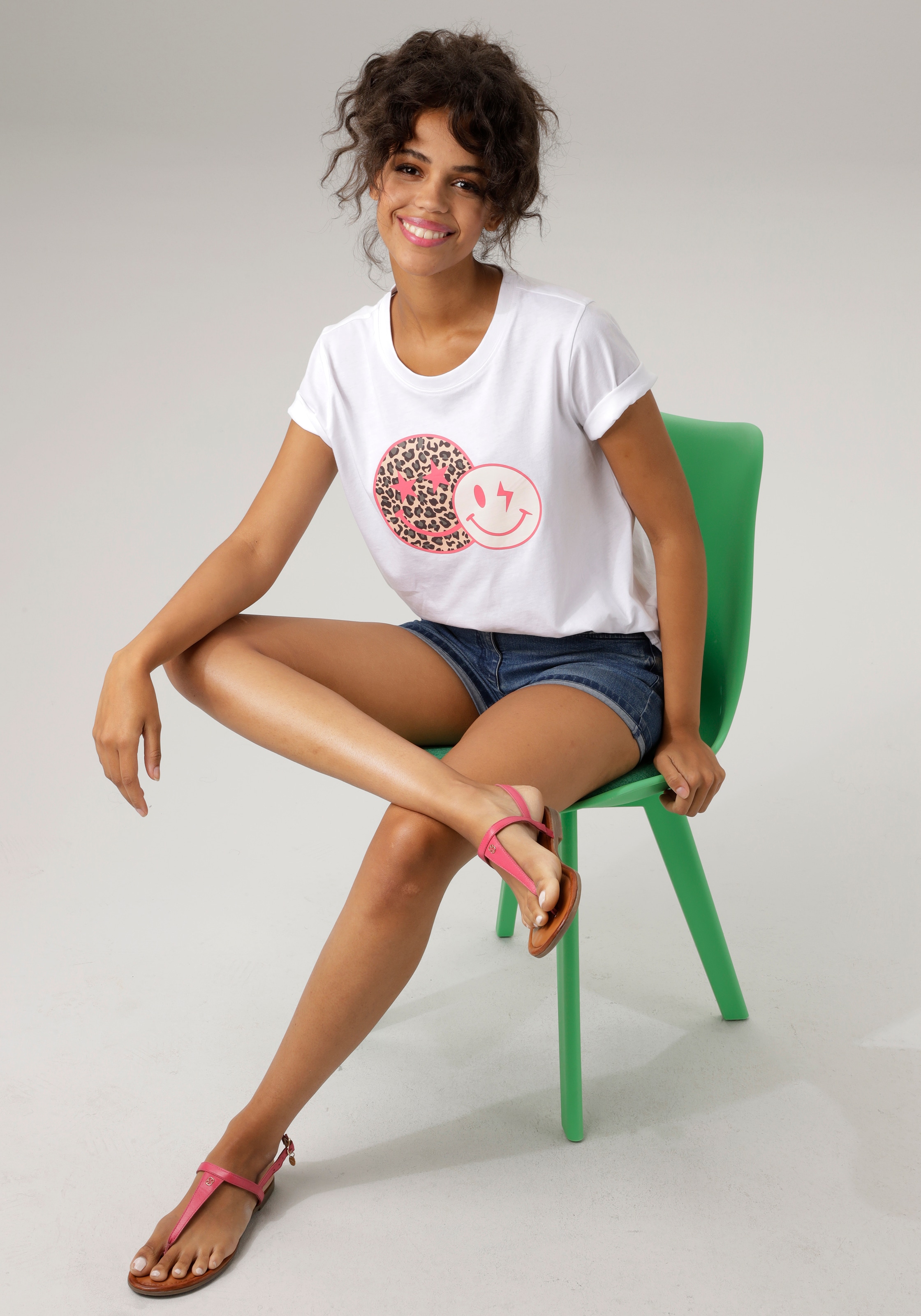 Aniston CASUAL T-Shirt, mit coolen Smileys bedruckt bei ♕
