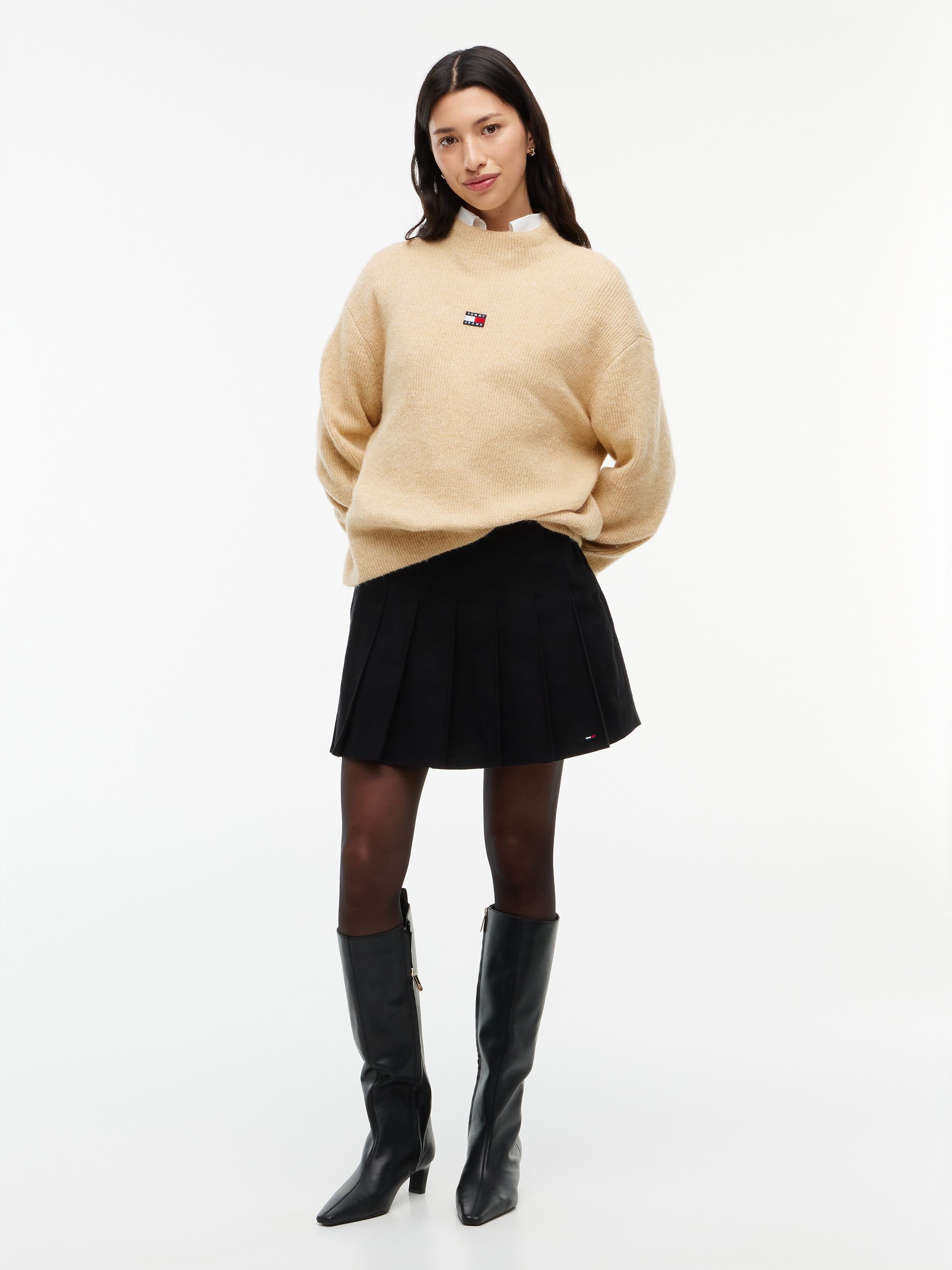 Tommy Jeans Stehkragenpullover »TJW MOCKNECK BADGE SWEATER EXT« Materialmix mit Alpaka