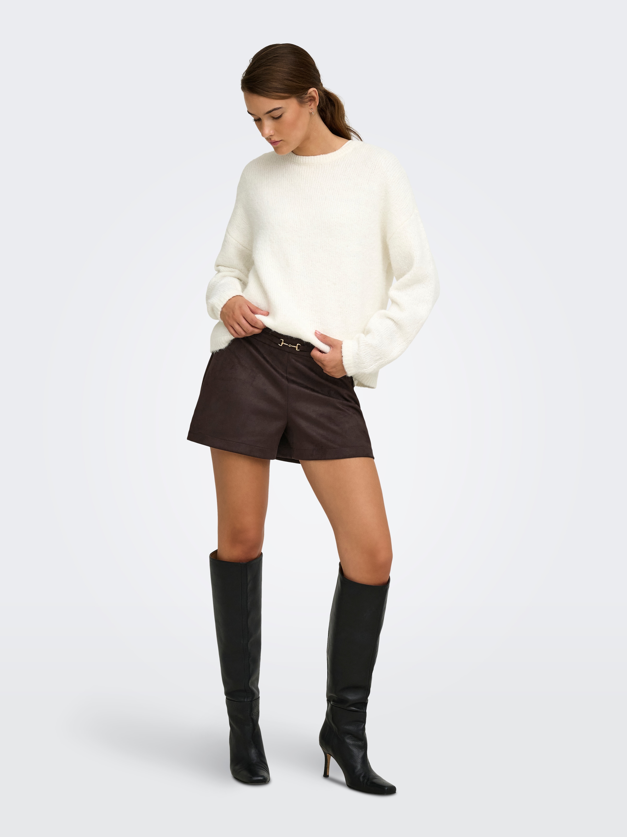 ONLY Shorts »ONLMIRA MW FAUX SUEDE SHORTS CC PNT«  Materialmix, regular fit