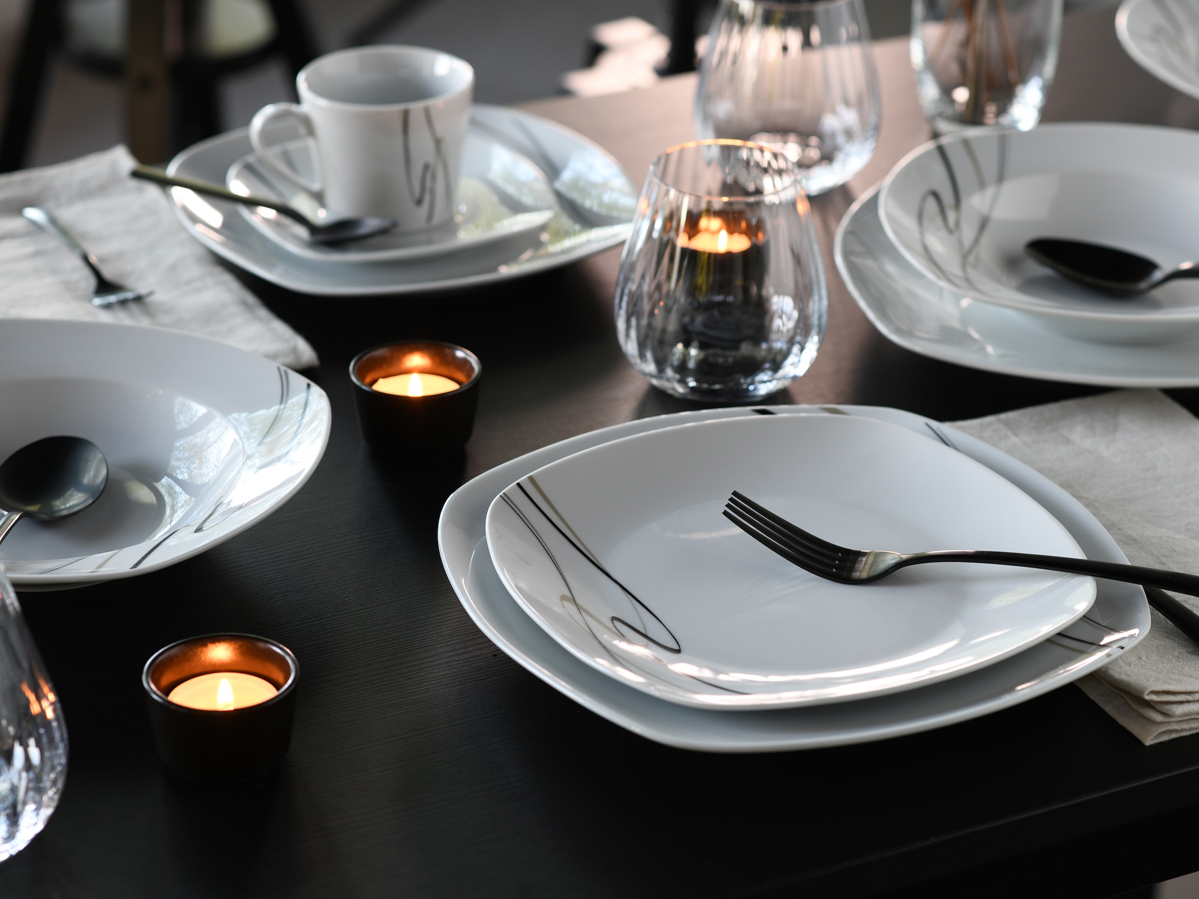 CreaTable Tafelservice »Amelie Piazza, Tafel-Service 12-tlg« Teller Set, Elegant, Schwungvoller Liniendekor