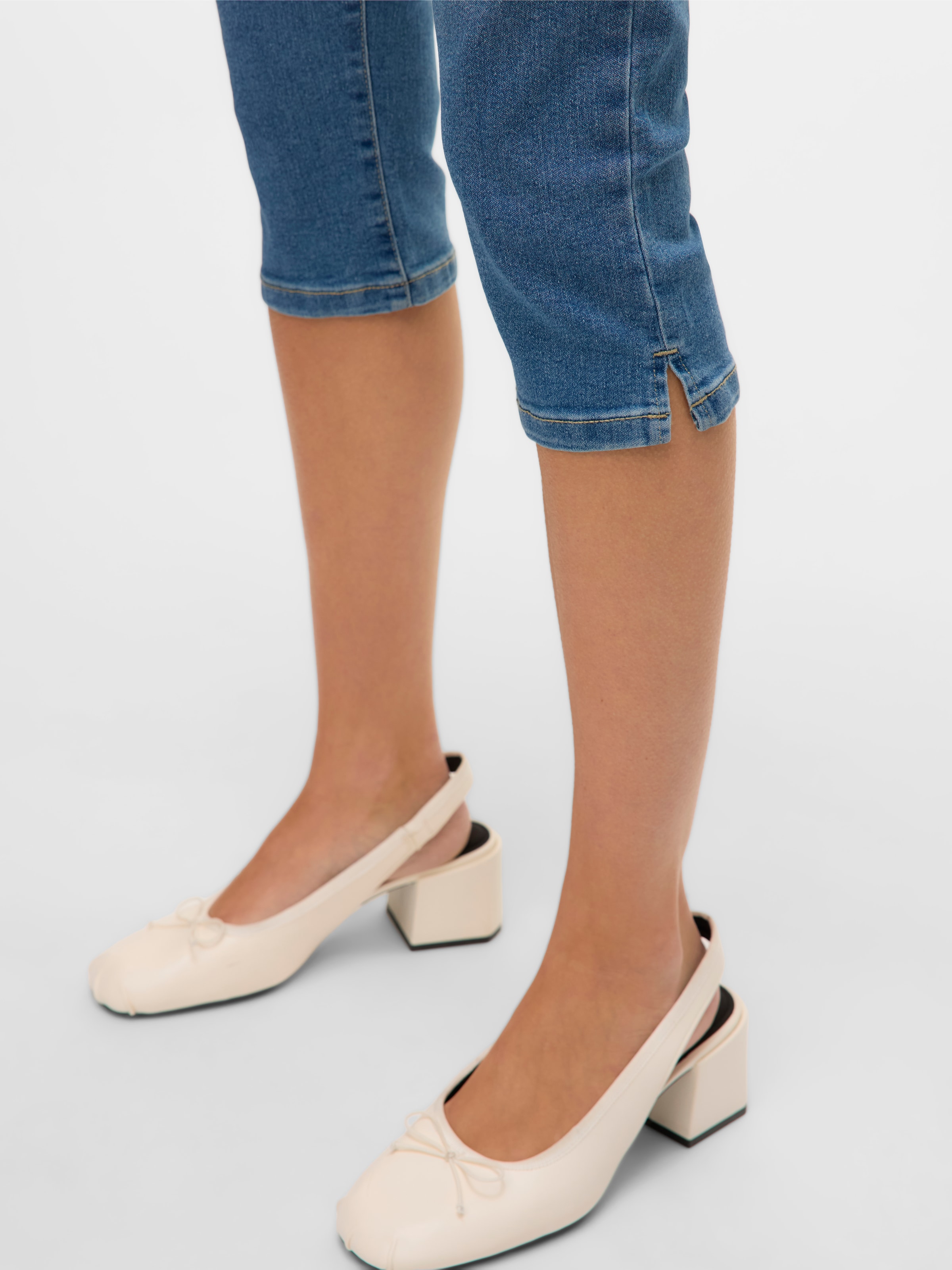 Vero Moda Caprijeans »VMELLY MR KNICKERS DNM MIX NOOS«