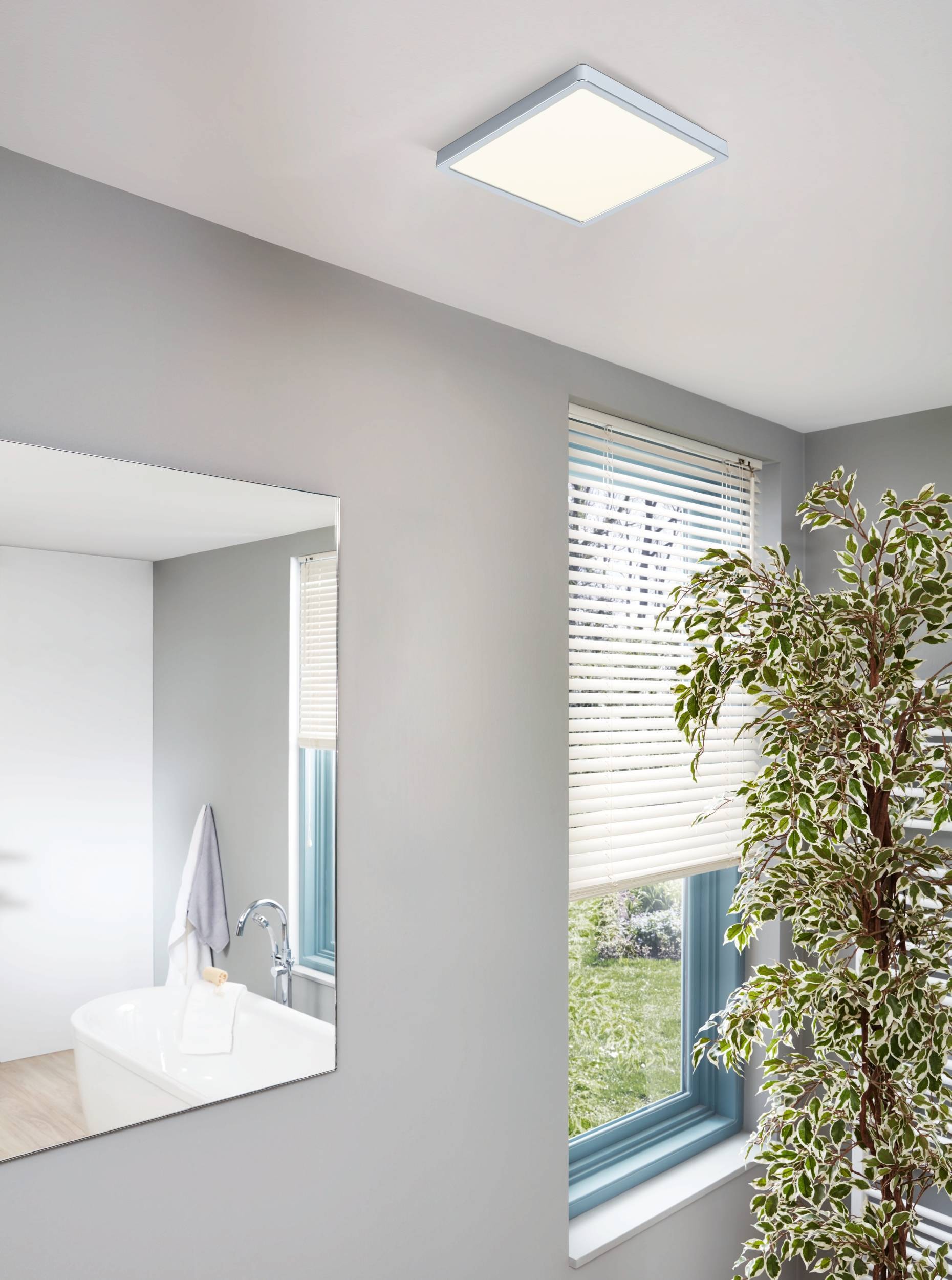 EGLO Aufbauleuchte »Fueva 5 Deckenlampe, Badlampe, Stahl und Kunststoff, chrom, weiß, IP44« LED-Modul 1 Stk. Warmweiß Ø 28,5 cm,  Aufbauleuchte, Bad-Deckenlampe, LED Aufbaulampe, IP44