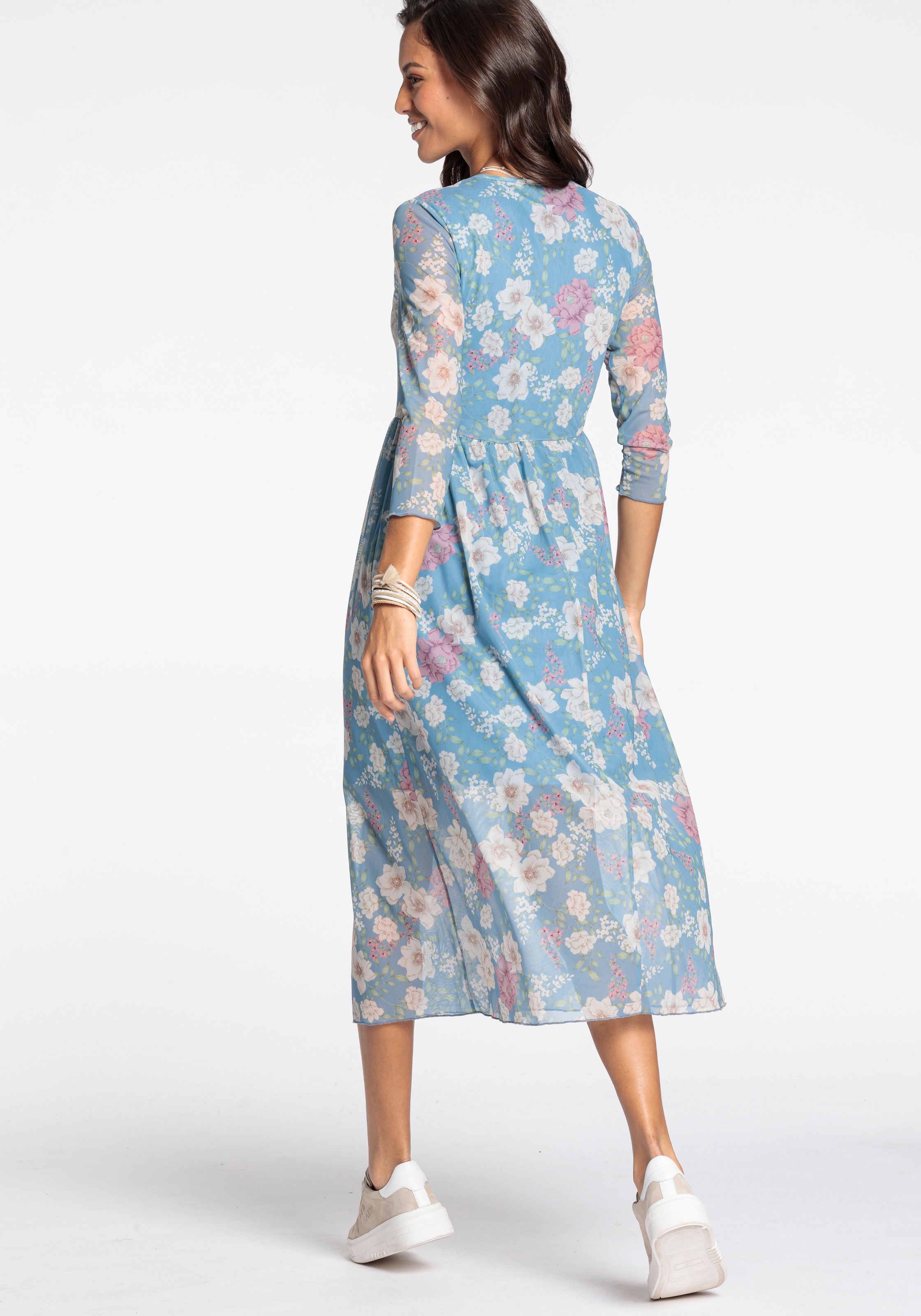 Laura Scott Meshkleid, wadenlang, ausgestellt, aus Mesh, 3/4-Ärmel
