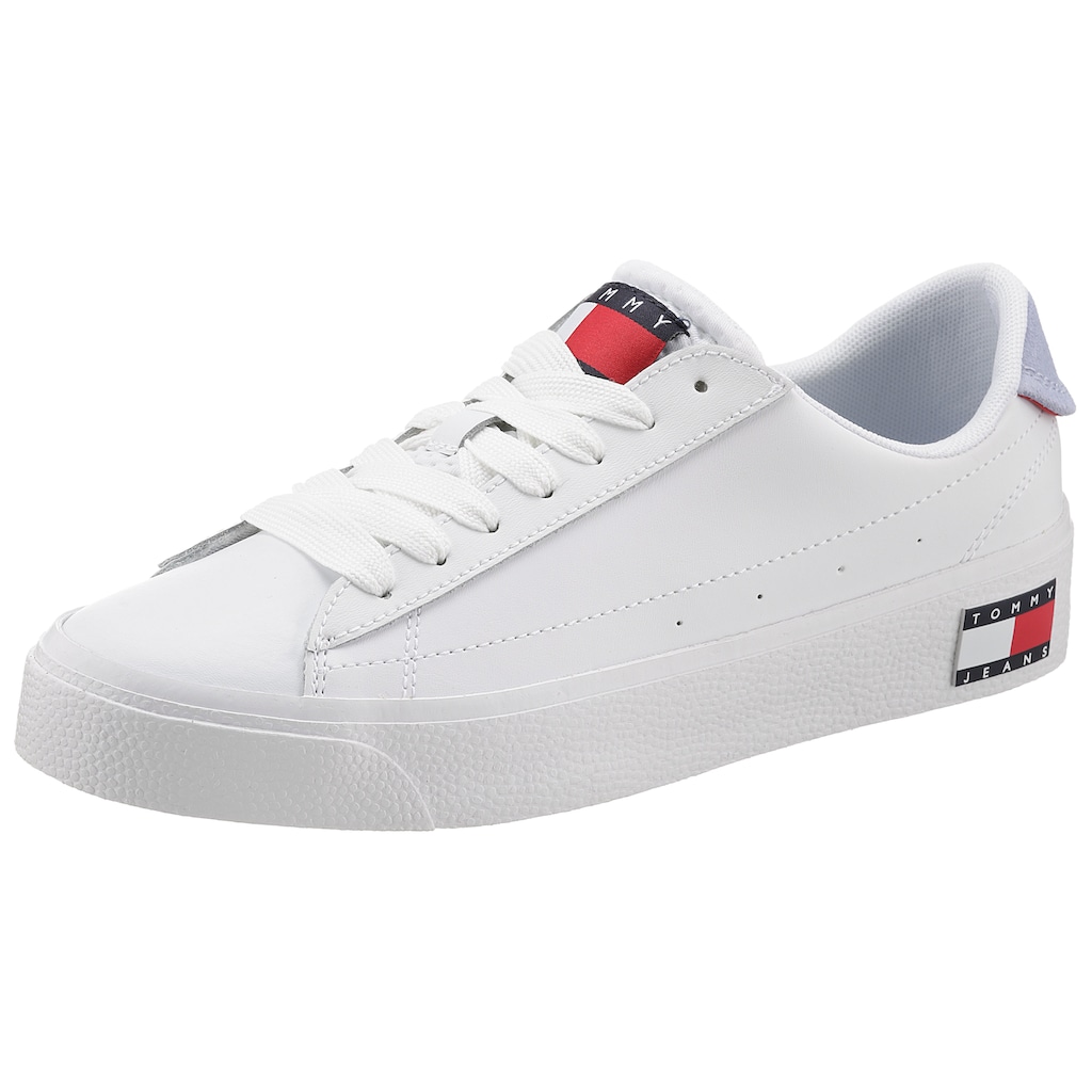 Tommy Jeans Plateausneaker »TOMMY JEANS VULCANIZED LEATHER« mit Flagge im Plateau
